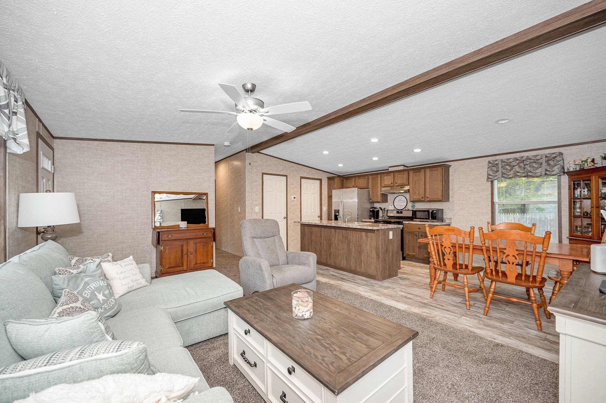 Mobile Home at 41 B St, Seabrook NH 03874, Seabrook, photo 11 of 31