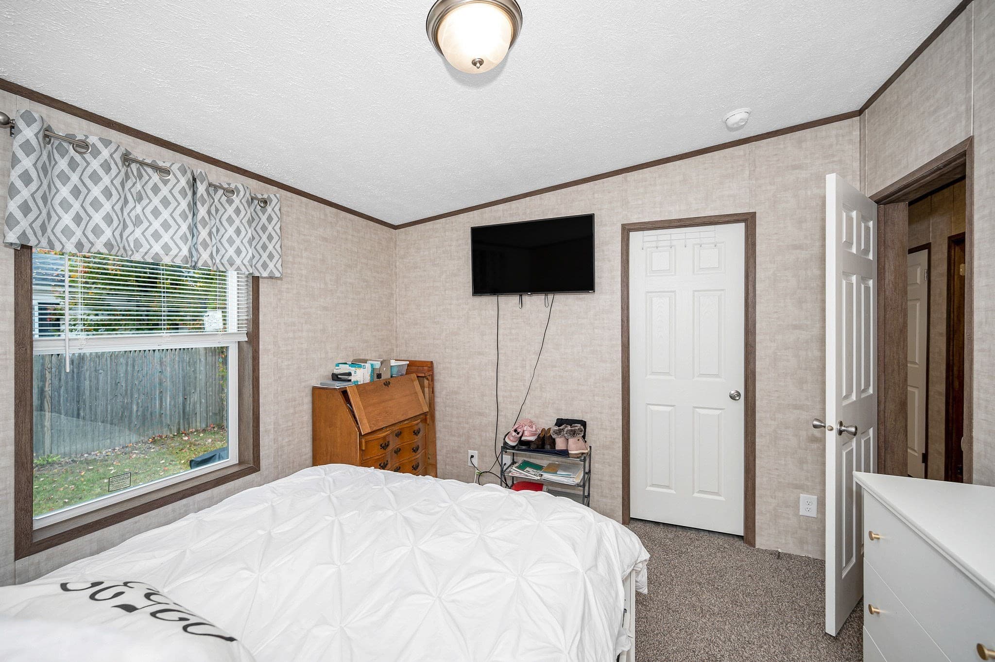 Mobile Home at 41 B St, Seabrook NH 03874, Seabrook, photo 19 of 31