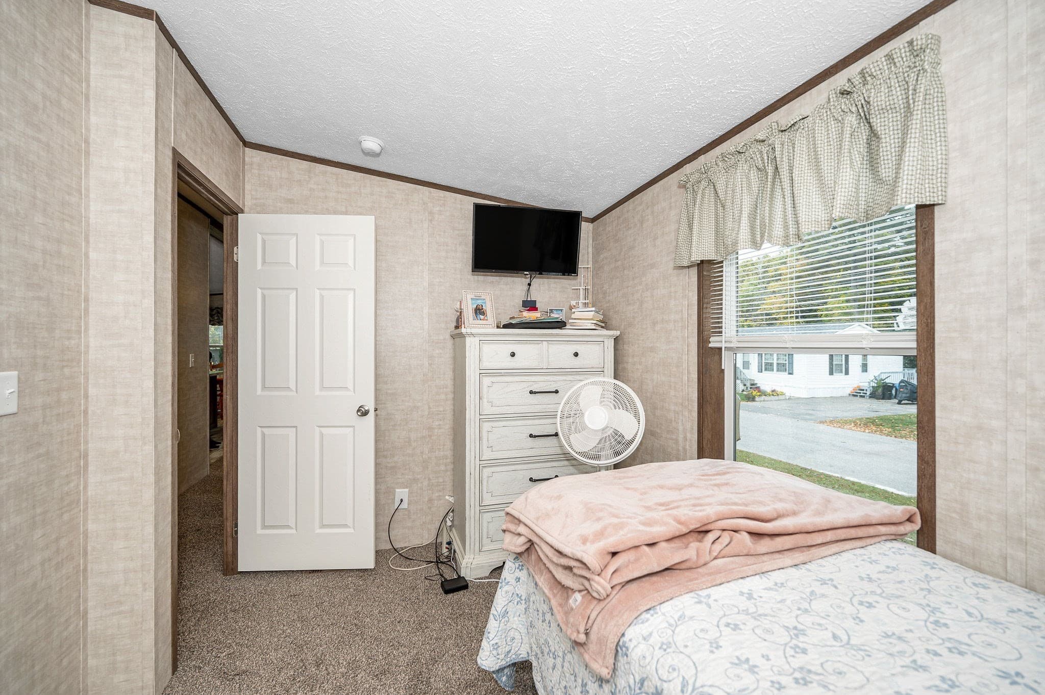 Mobile Home at 41 B St, Seabrook NH 03874, Seabrook, photo 21 of 31