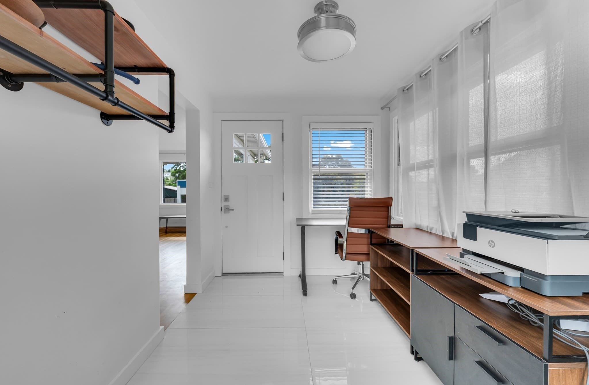 Single Family Residence at 79 Chilmark St, Worcester MA 01604, Worcester, photo 13 of 30