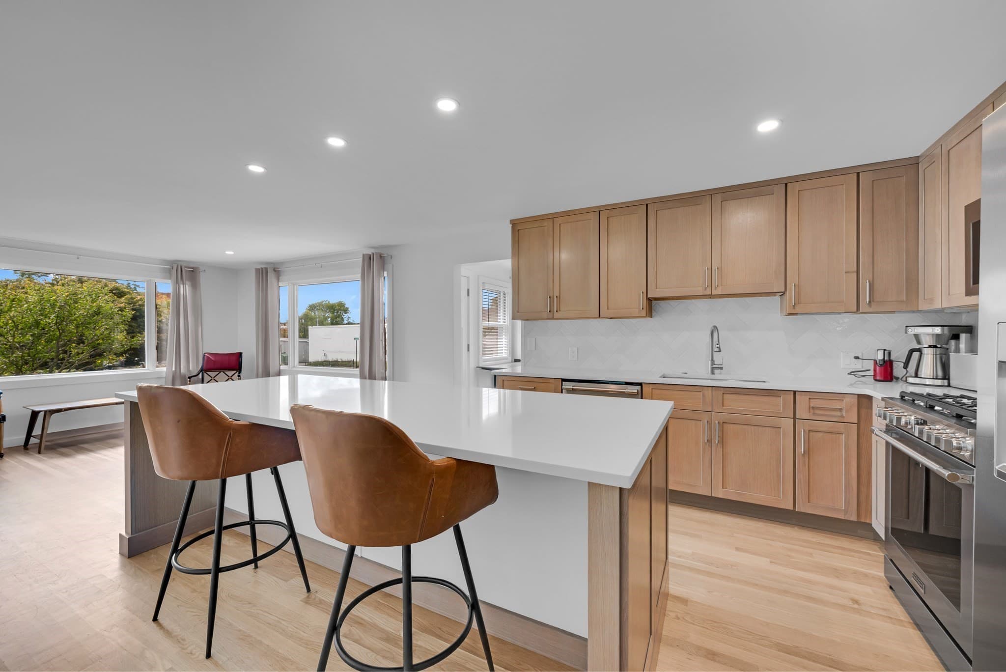 Single Family Residence at 79 Chilmark St, Worcester MA 01604, Worcester, photo 4 of 30