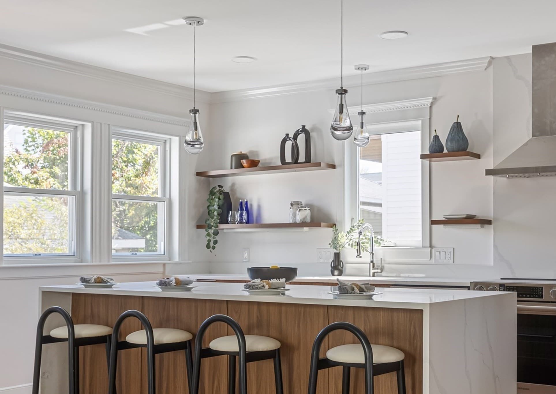 Condominium at 85 Kenmere # 1, Medford MA 02155, Medford, photo 2 of 20