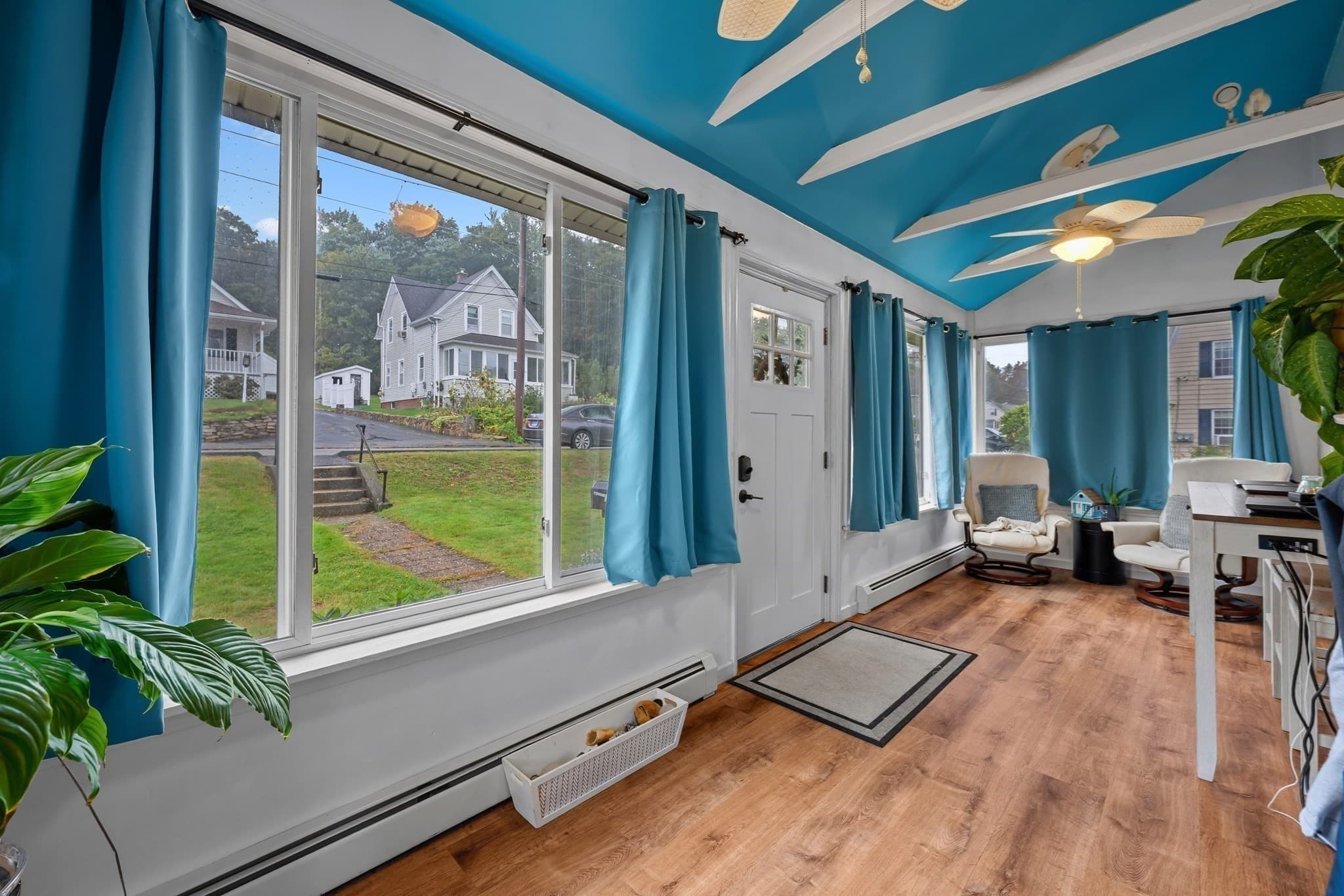 Single Family Residence at 16 Field St, Auburn MA 01501, Auburn, photo 6 of 42