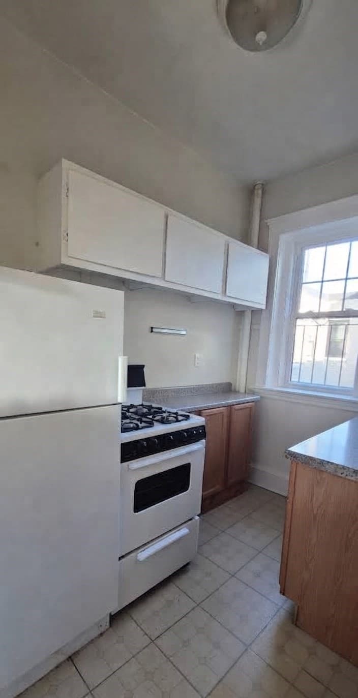 Condominium at 1564 Commonwealth Ave # 16, Boston MA 02135, photo 7 of 8