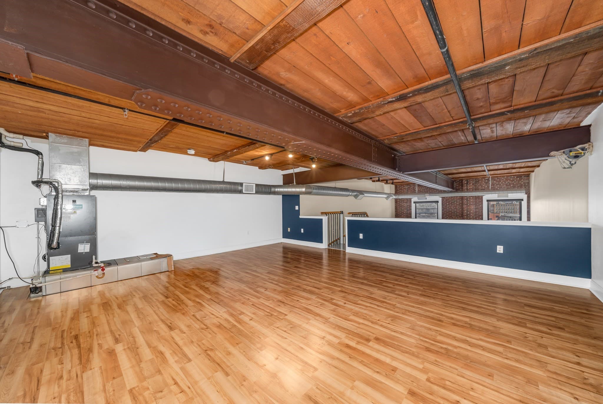 Condominium at 10 Kearney Sq # 307, Lowell MA 01852, Lowell, photo 8 of 15