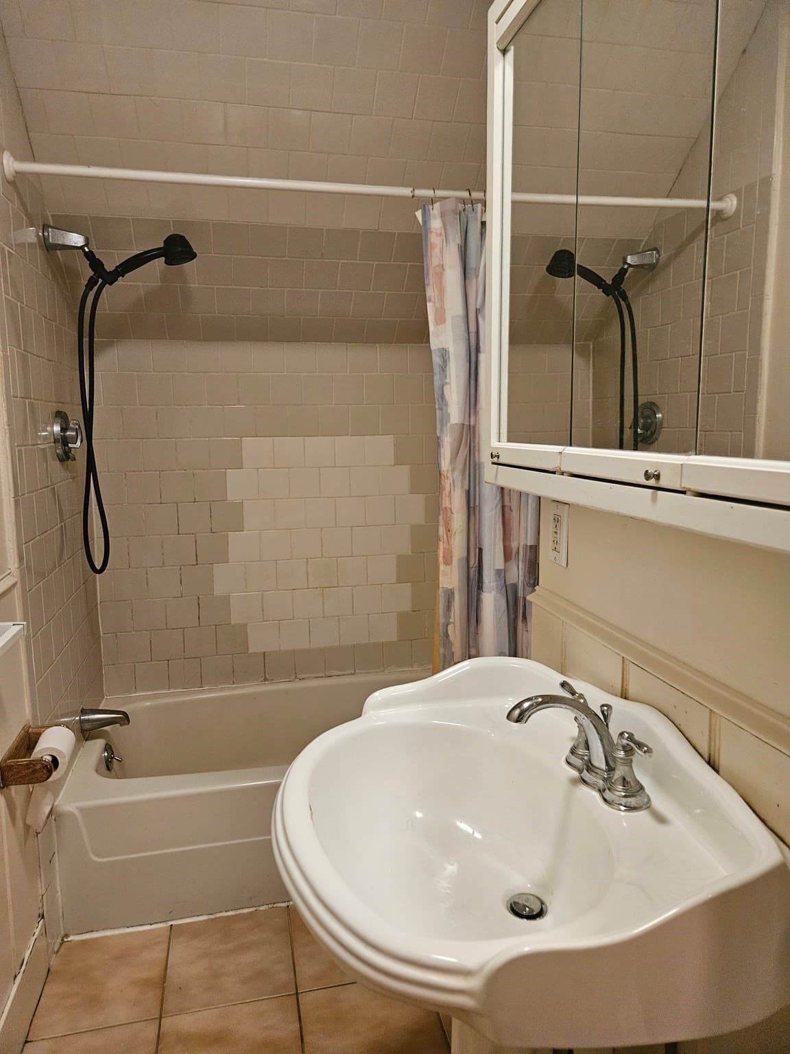 2 Family - 2 Units Up/Down at 22-24 Prout, Quincy MA 02169, Quincy, photo 26 of 37