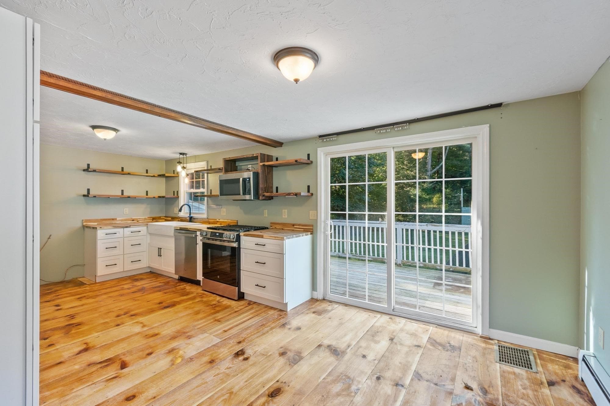 Single Family Residence at 45 Williamsville Rd, Hubbardston MA 01452, Hubbardston, photo 23 of 42