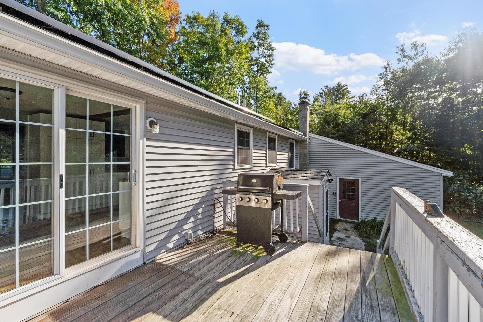 Single Family Residence at 45 Williamsville Rd, Hubbardston MA 01452, Hubbardston, photo 14 of 42