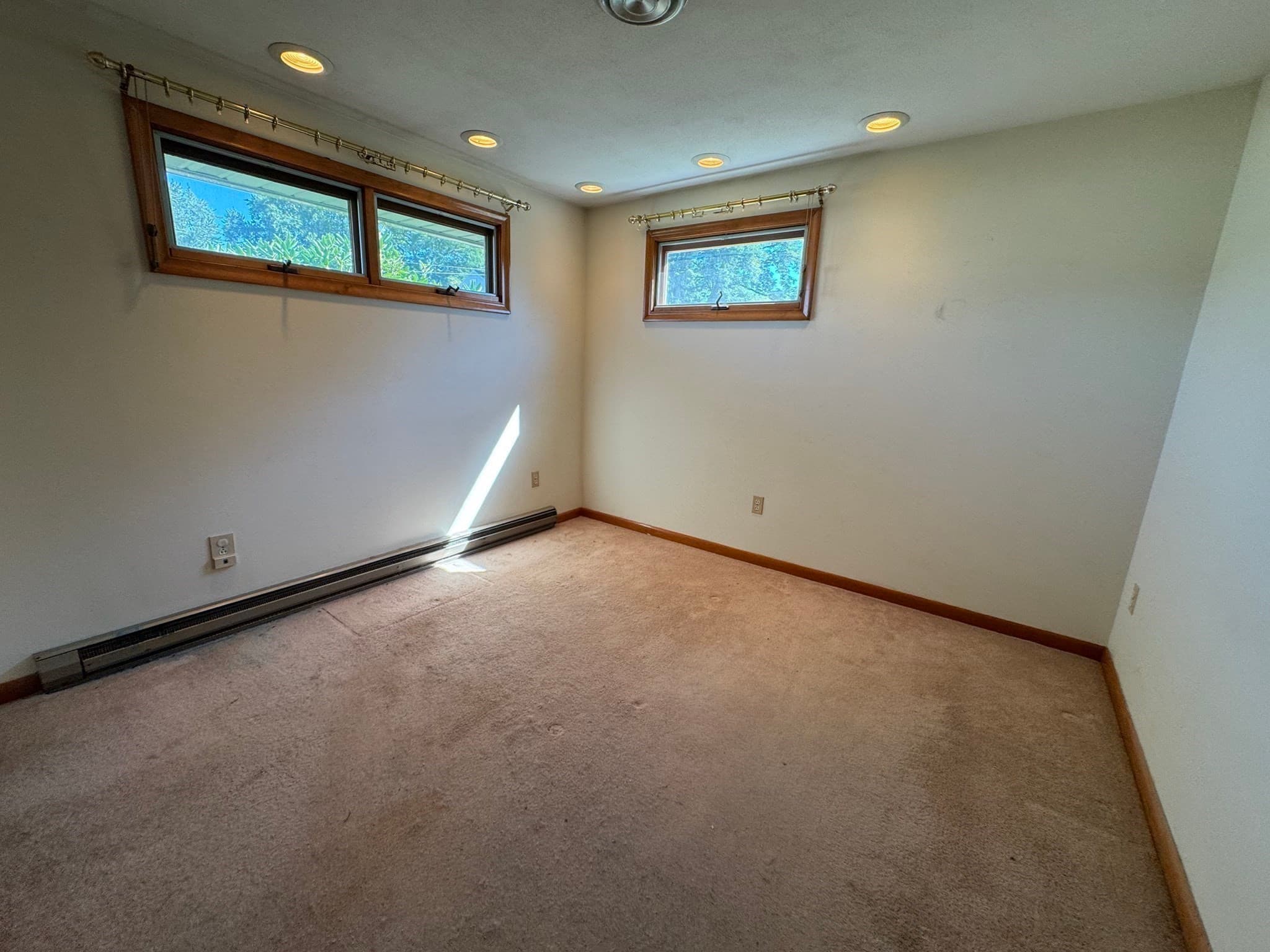 Single Family Residence at 50 Van Horn St, Chicopee MA 01013, Chicopee, photo 17 of 25