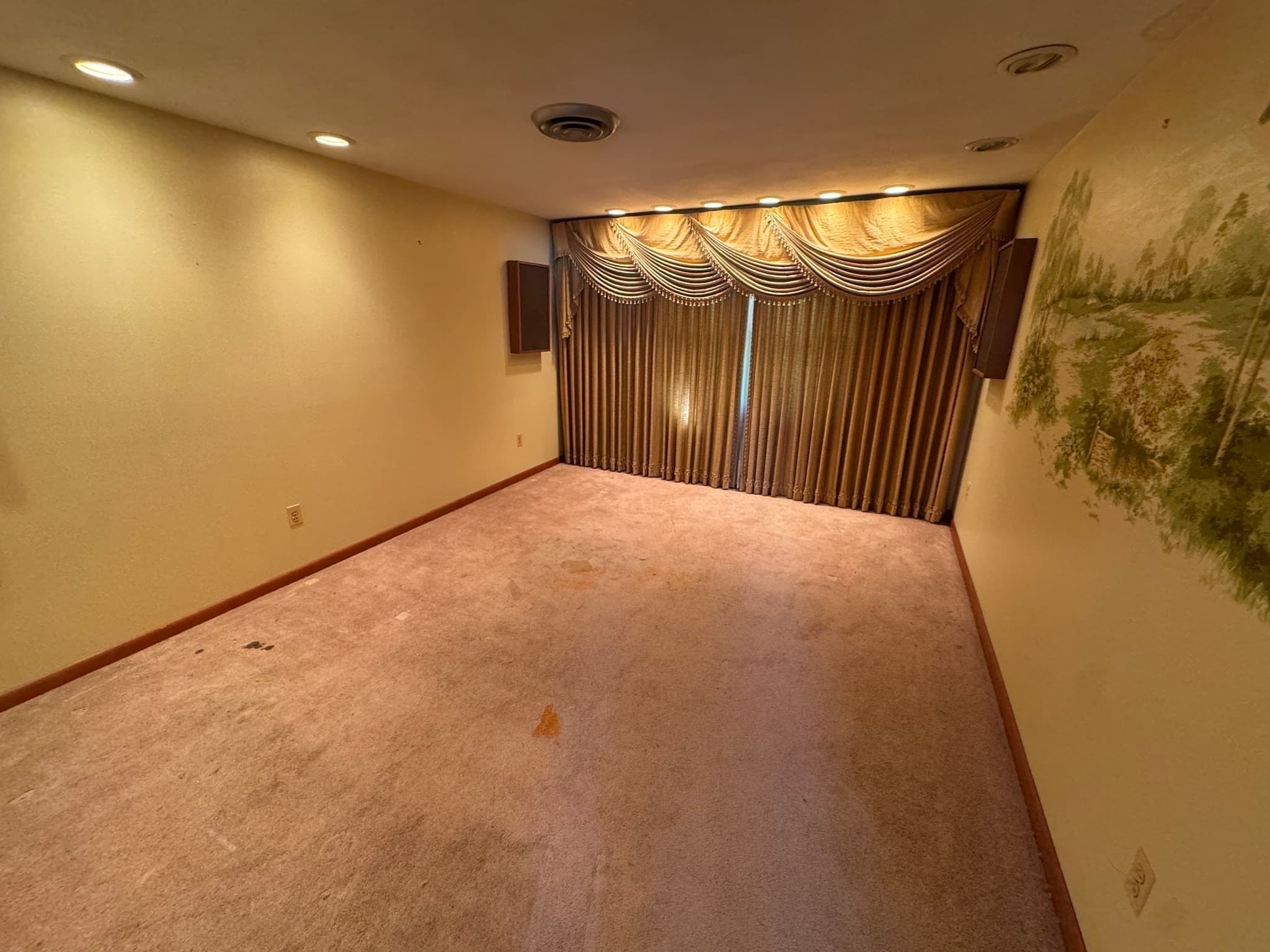 Single Family Residence at 50 Van Horn St, Chicopee MA 01013, Chicopee, photo 12 of 25