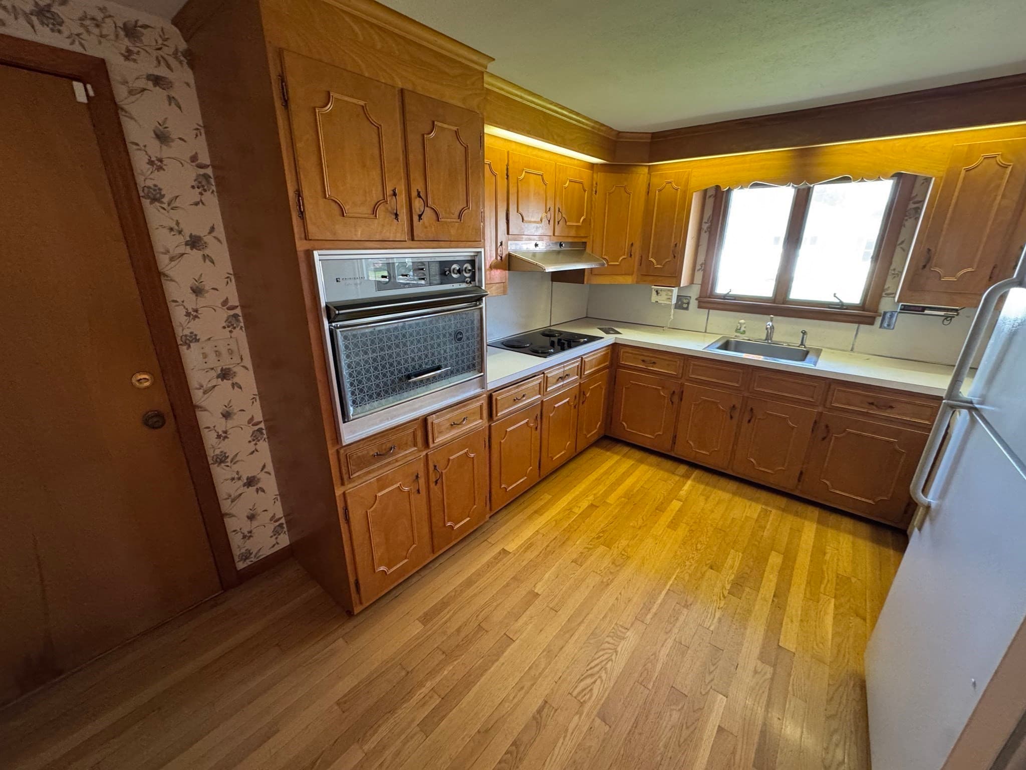 Single Family Residence at 50 Van Horn St, Chicopee MA 01013, Chicopee, photo 5 of 25