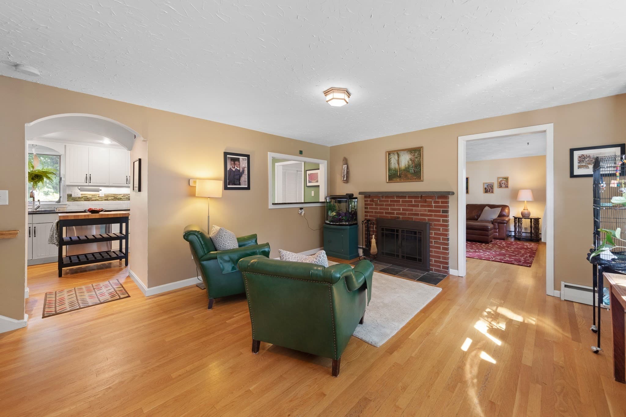 Single Family Residence at 17 Rich Rd, Woburn MA 01801, Woburn, photo 3 of 27