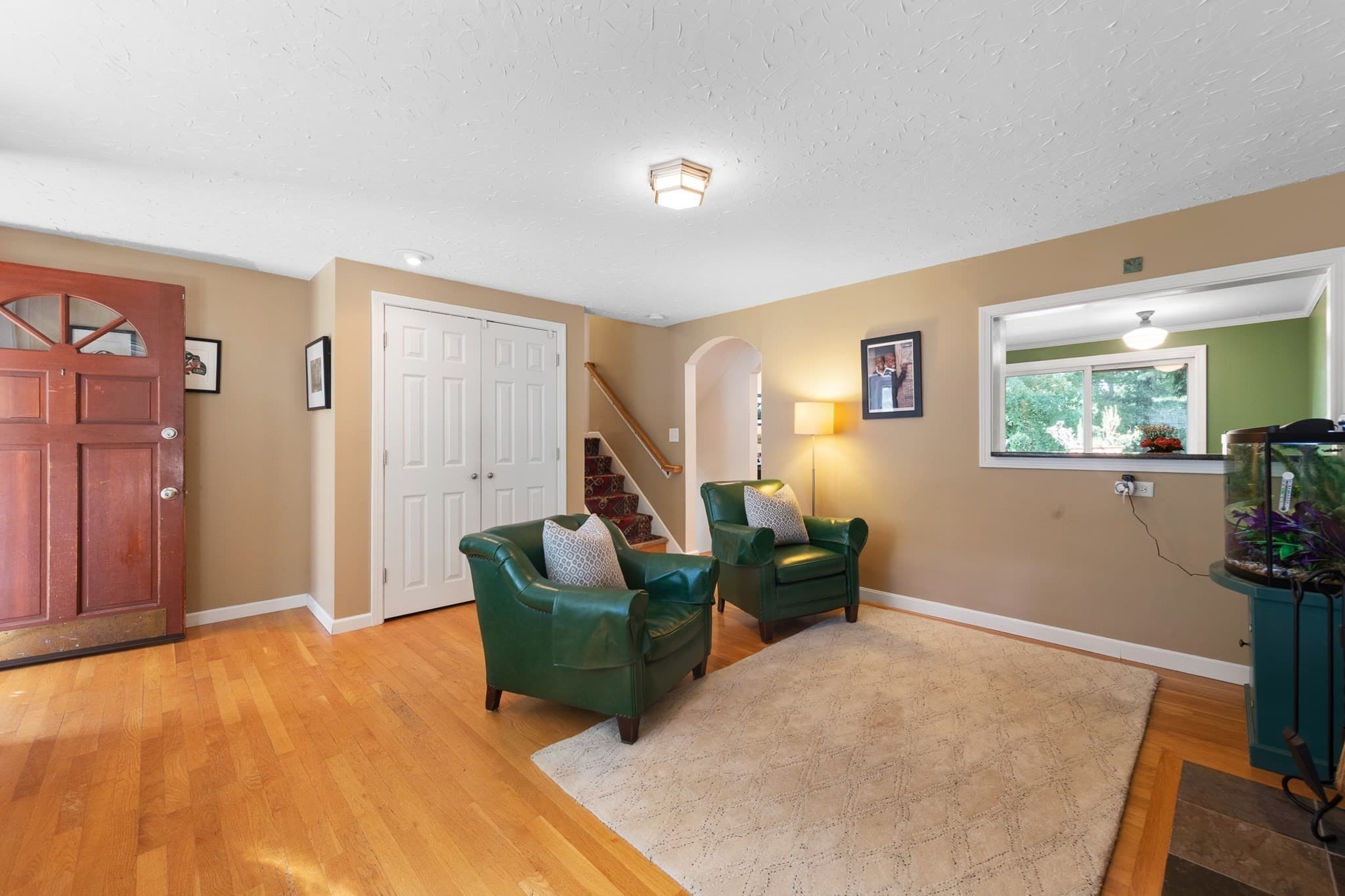 Single Family Residence at 17 Rich Rd, Woburn MA 01801, Woburn, photo 4 of 27
