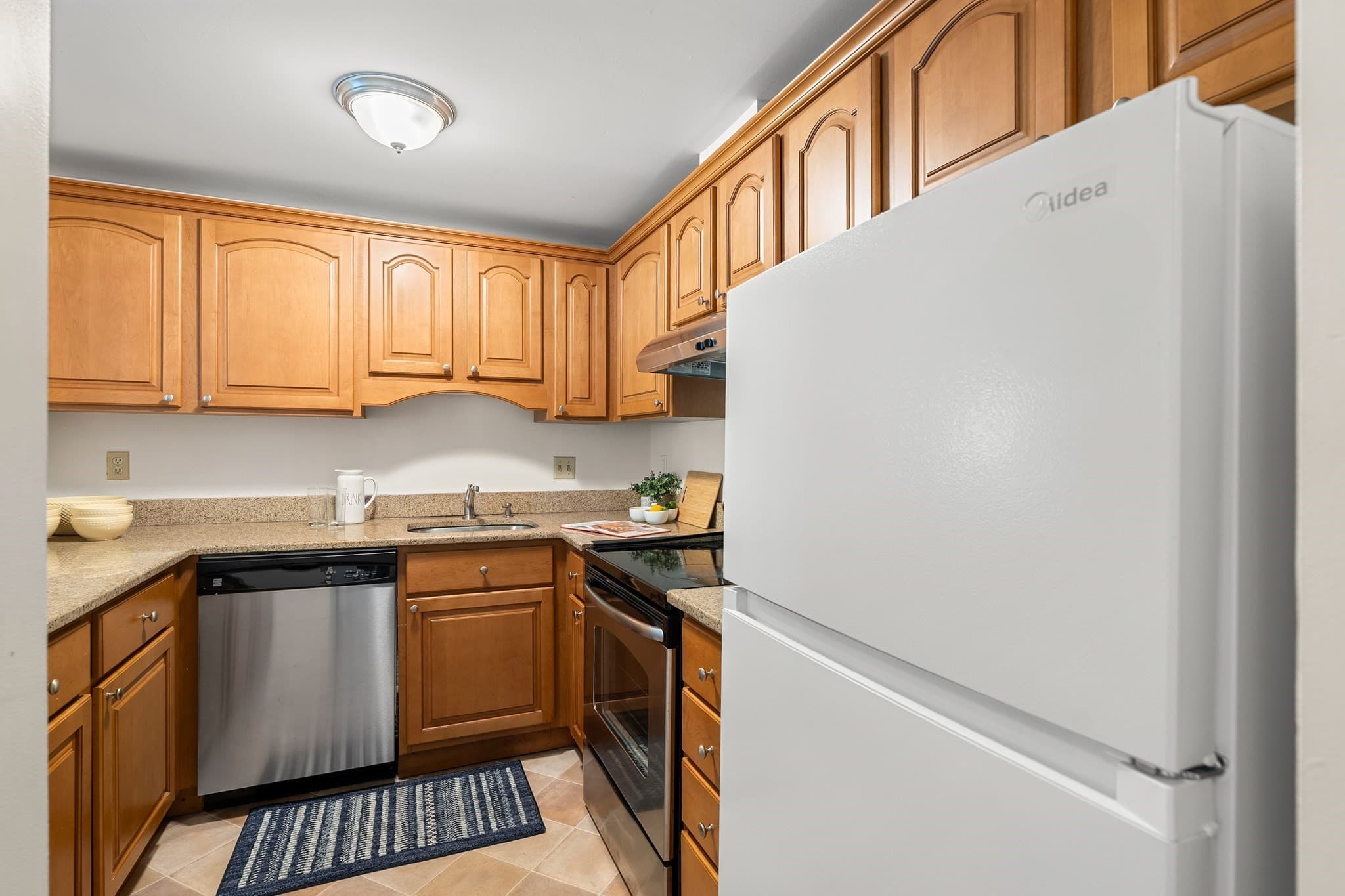 Condominium at 1 Watermill Pl # 426, Arlington MA 02476, Arlington, photo 16 of 34