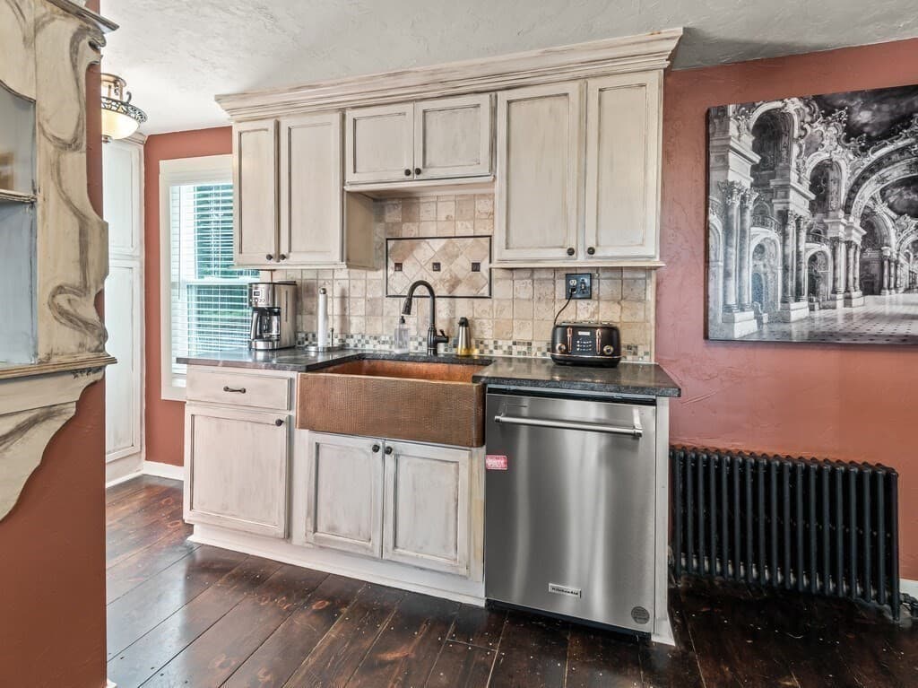Single Family Residence at 1 Wesleyan St, Shrewsbury MA 01545, Shrewsbury, photo 17 of 37