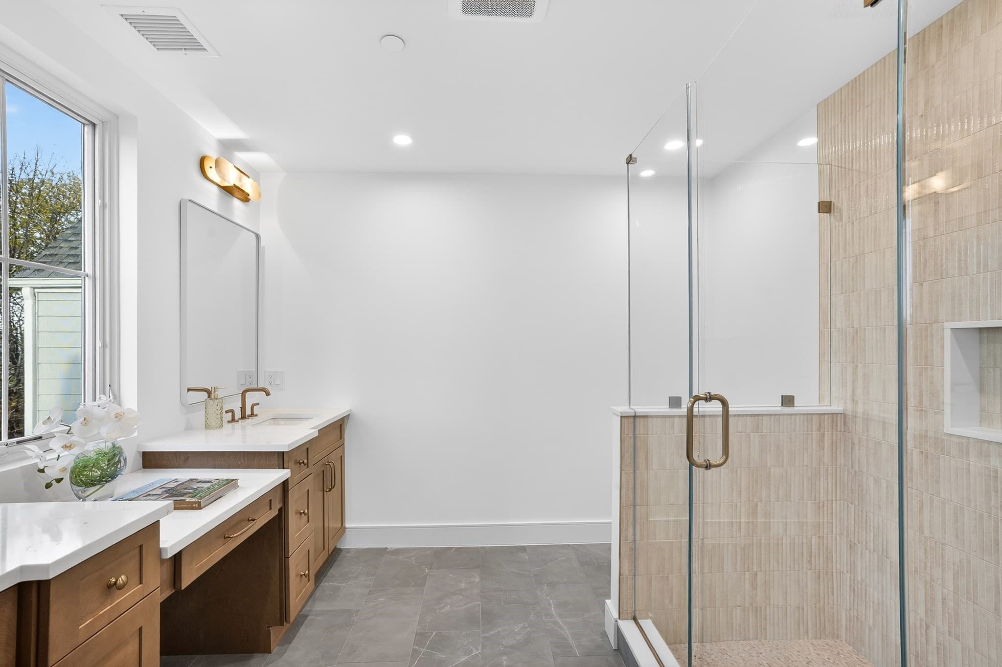 Single Family Residence at 17 Jewett Place # 2, Newton MA 02458, Newton, photo 17 of 31