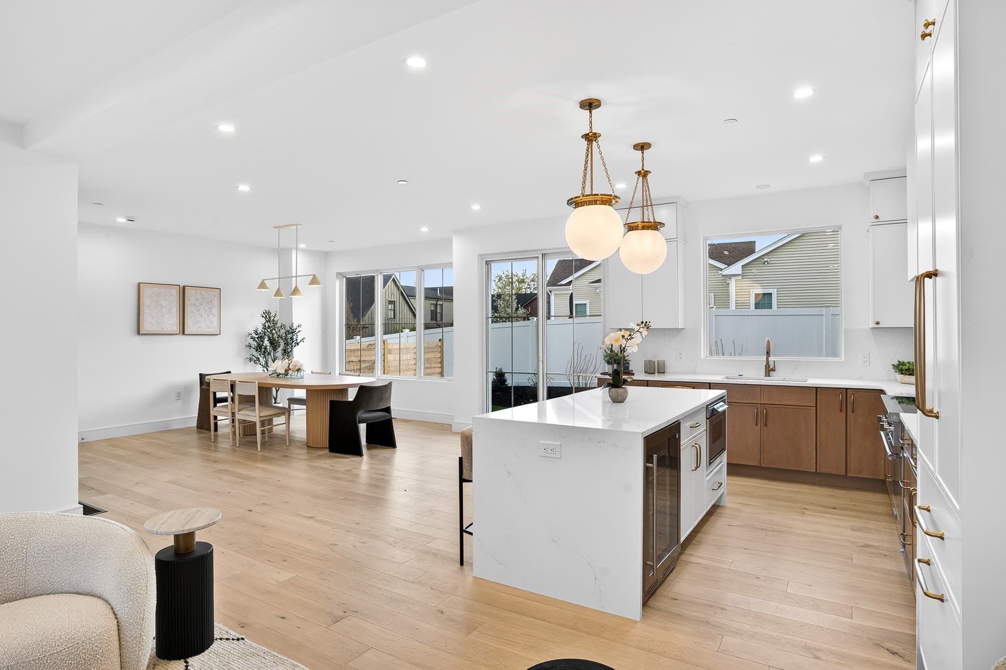 Single Family Residence at 17 Jewett Place # 2, Newton MA 02458, Newton, photo 9 of 31