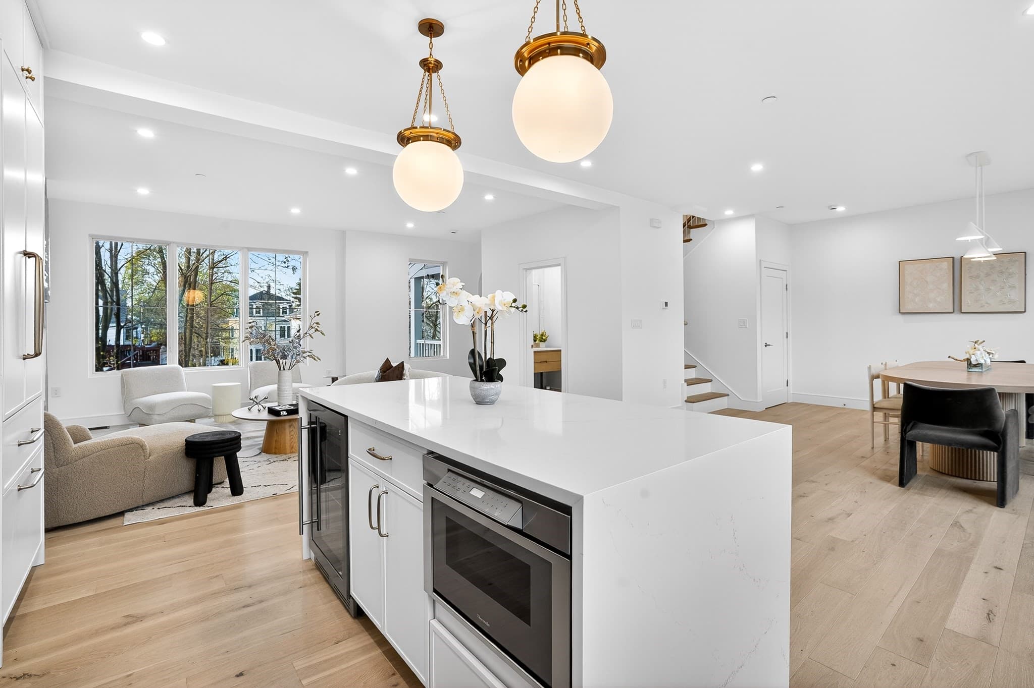 Single Family Residence at 17 Jewett Place # 2, Newton MA 02458, Newton, photo 8 of 31