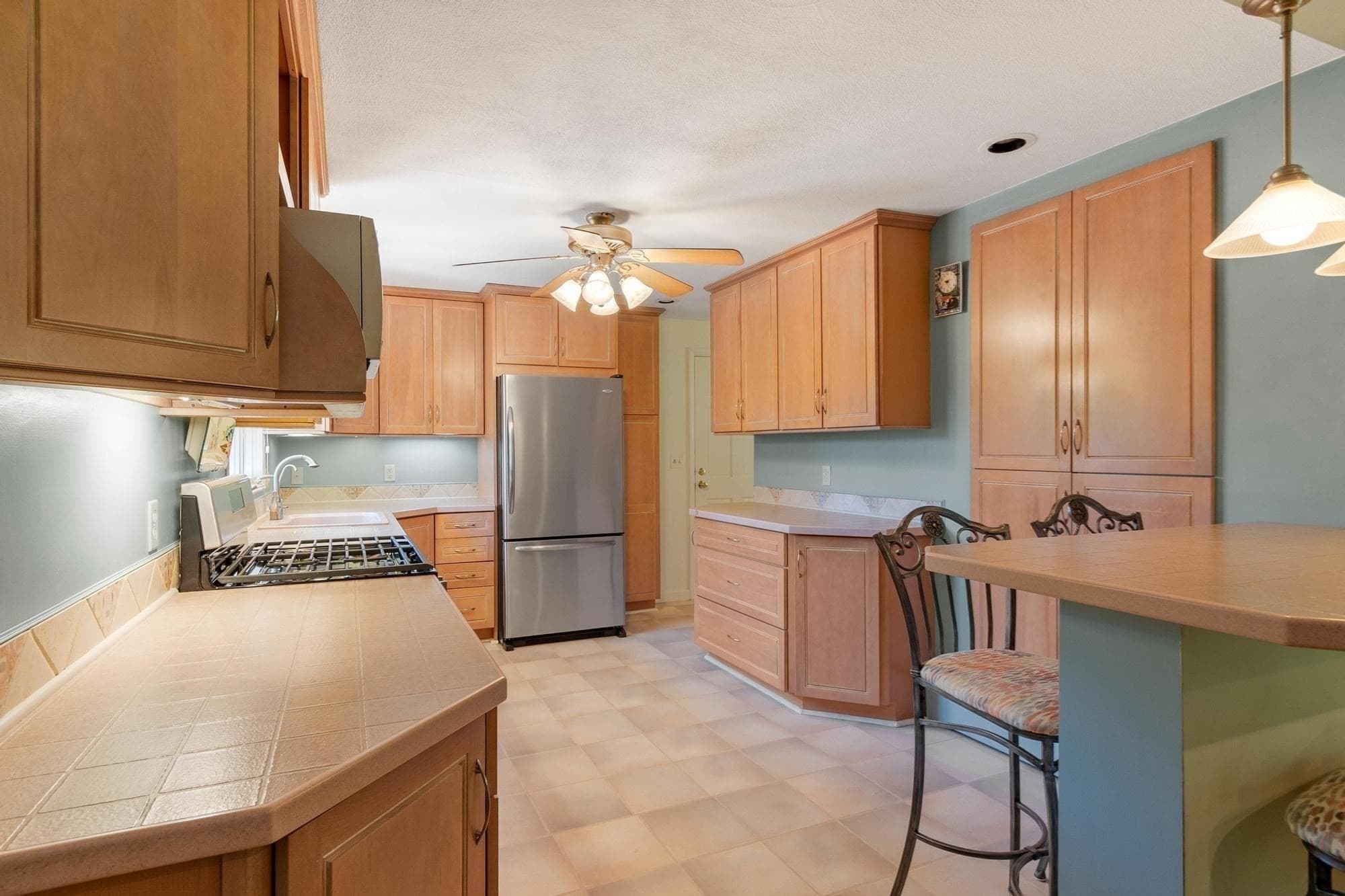 Single Family Residence at 1 Birchwood Terrace, Groveland MA 01834, Groveland, photo 7 of 32