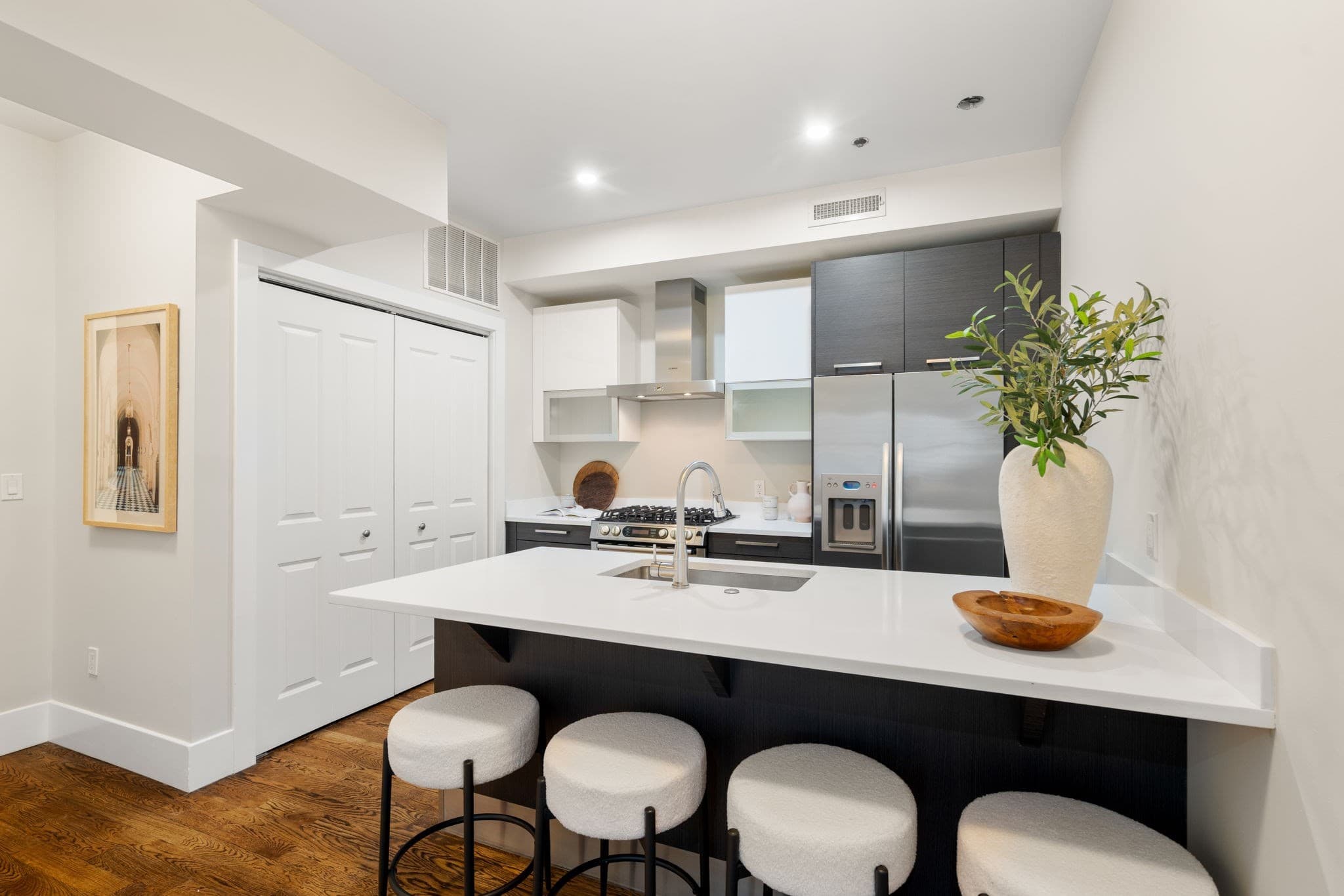 Condominium at 10 St George Street # 602, Boston MA 02118, Boston, photo 11 of 18