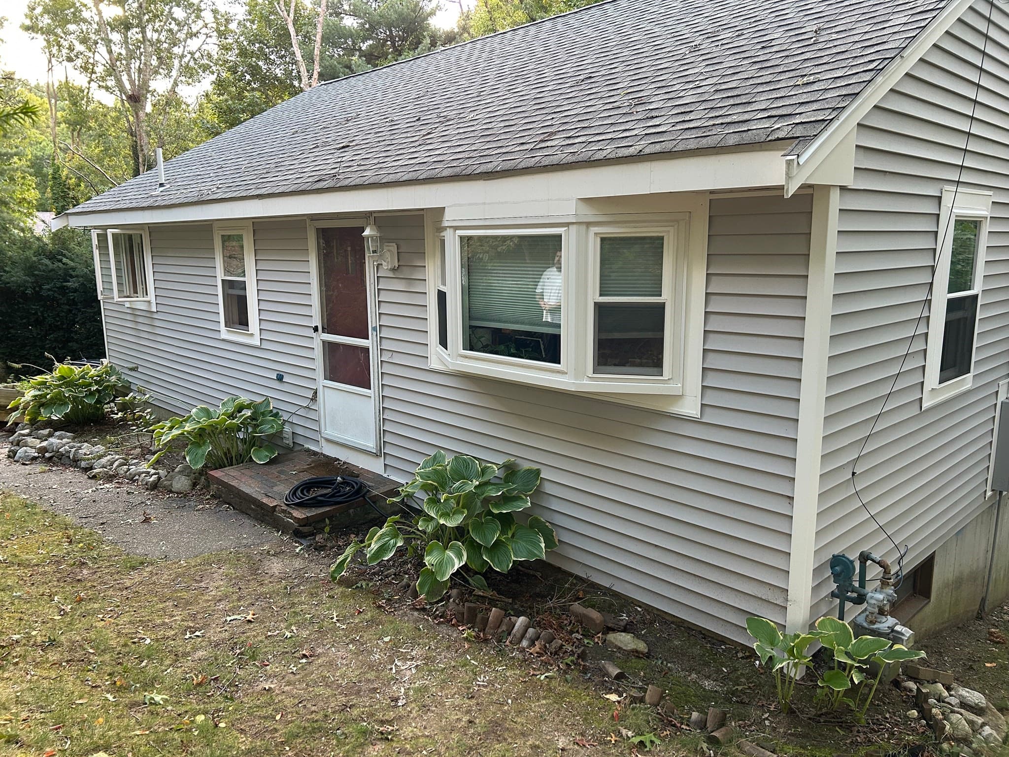 Single Family Residence at 2 Grandview Dr, Plymouth MA 02360, Plymouth, photo 3 of 3