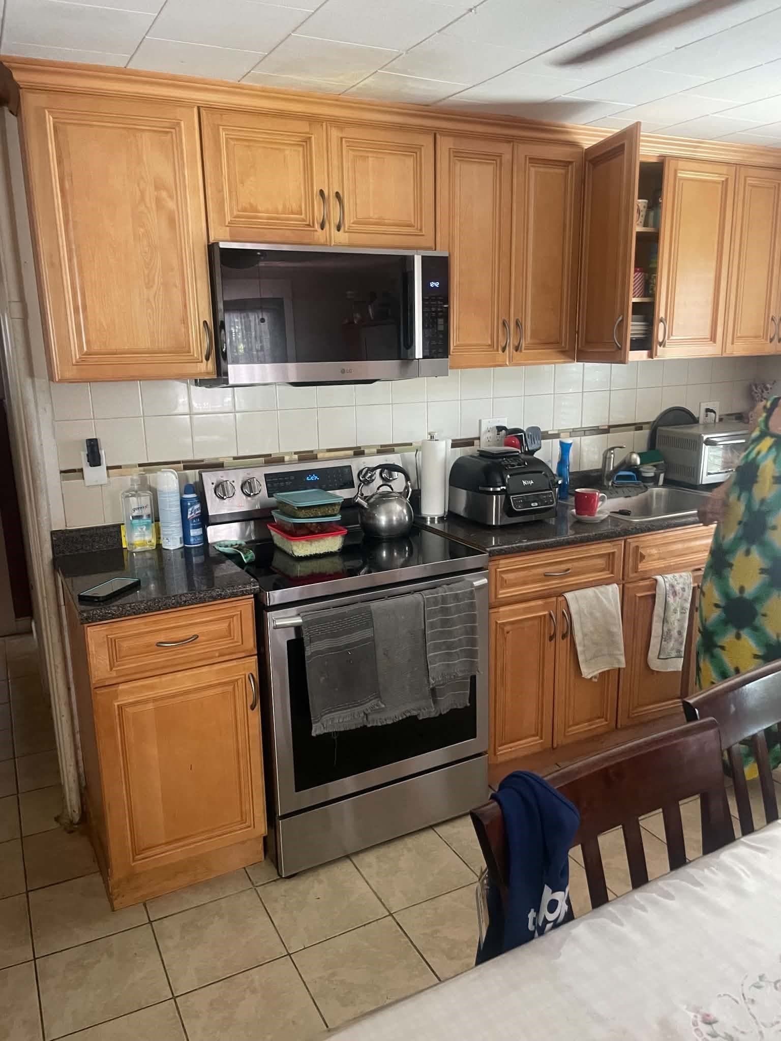 3 Family at 19 Temple St, Brockton MA 02301, Brockton, photo 18 of 19