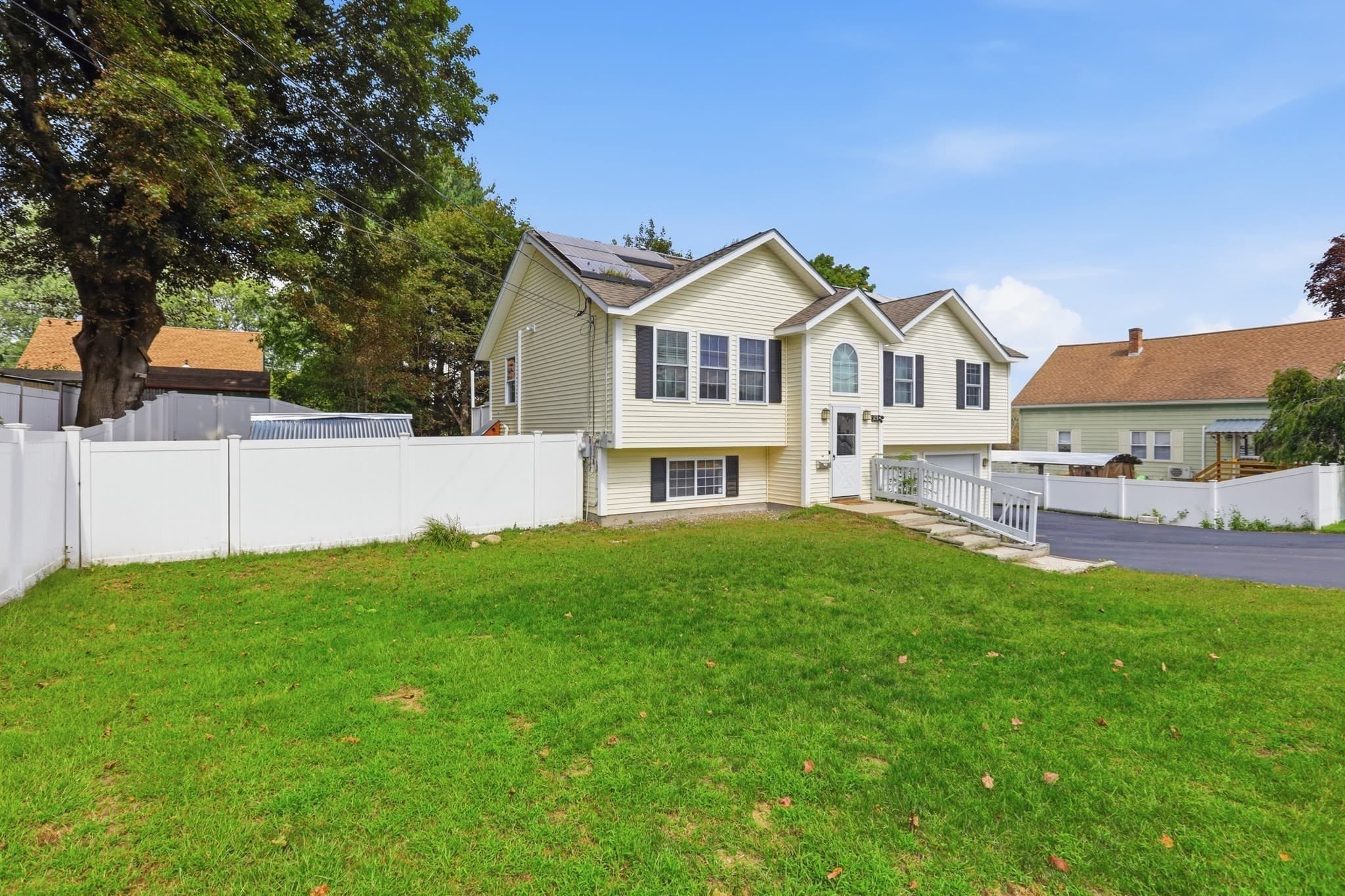 Single Family Residence at 29 Clearview Ave, Fitchburg MA 01420, Fitchburg, photo 22 of 26