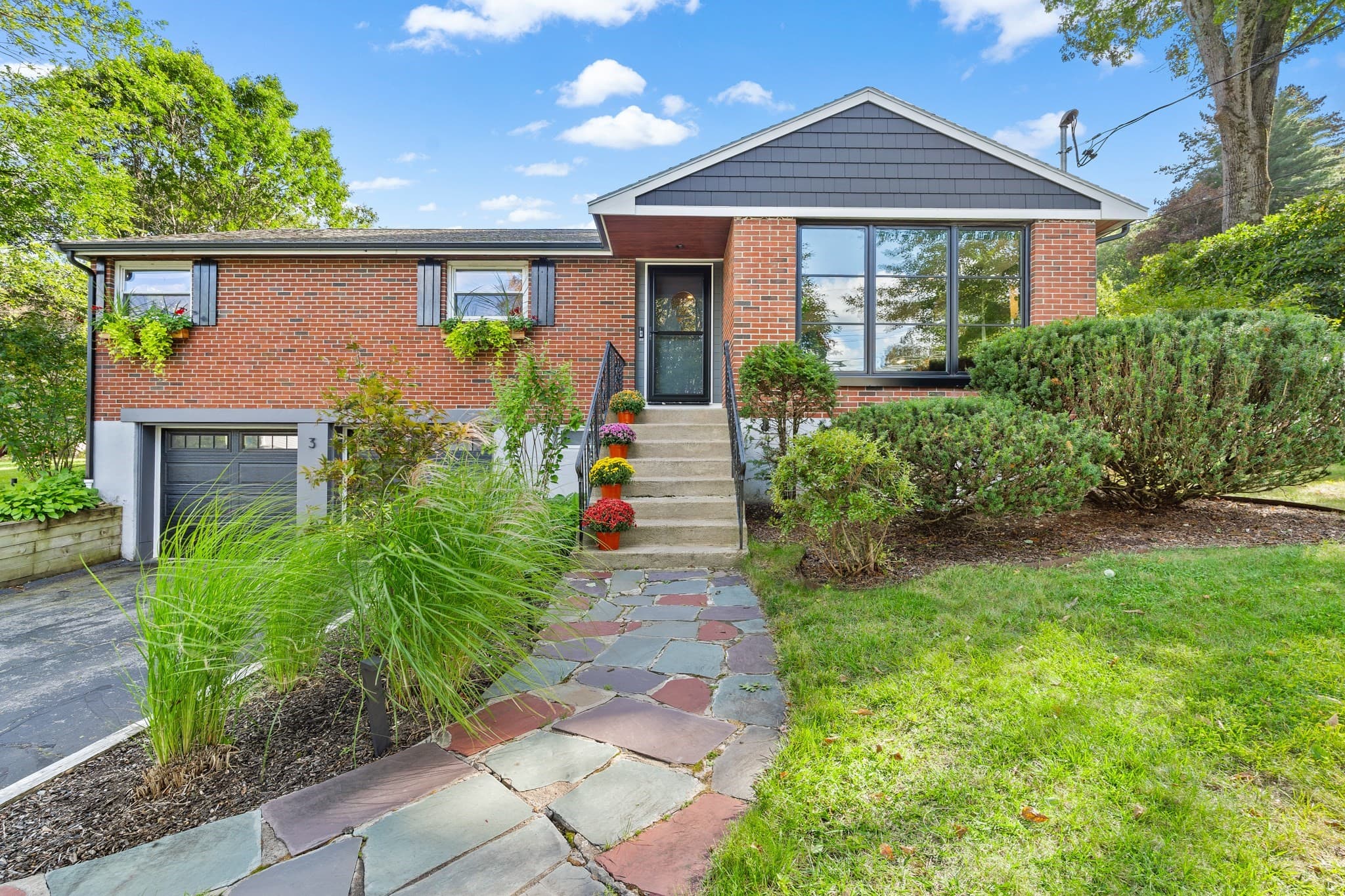 3 Pheasant Lane, Woburn MA 01801