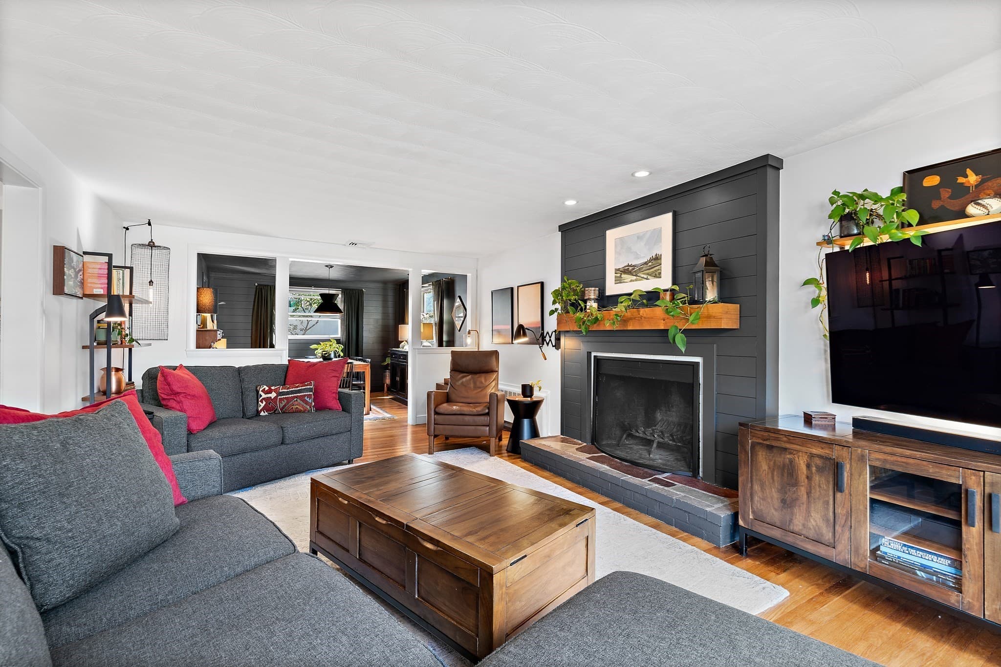 Single Family Residence at 3 Pheasant Lane, Woburn MA 01801, Woburn, photo 10 of 39