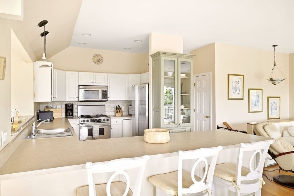 Single Family Residence at 4 Sandpiper Ave, Truro MA 02666, Truro, photo 9 of 42