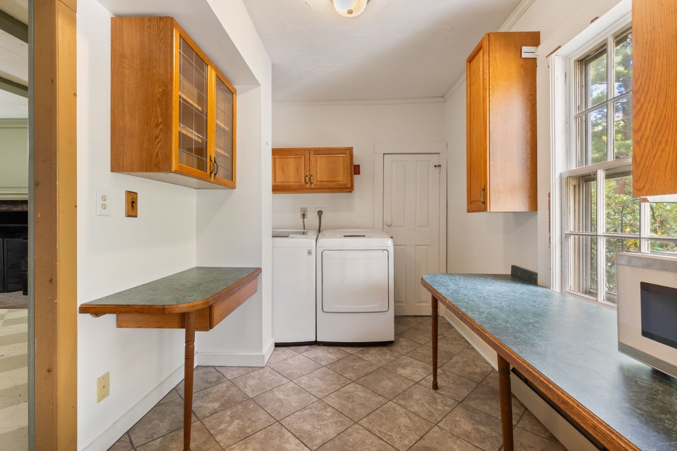 Single Family Residence at 609 Oxford St  S, Auburn MA 01501, Auburn, photo 32 of 42