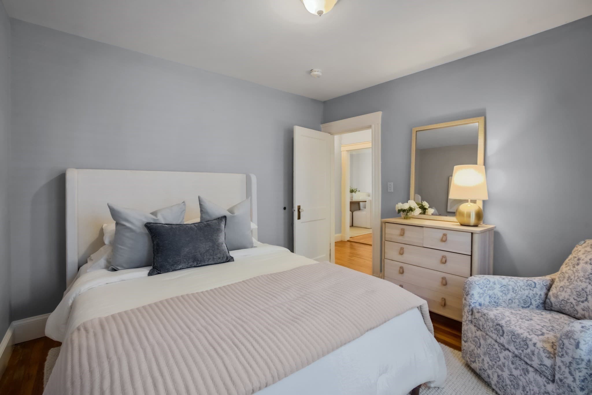 Condominium at 88-90 Auburn St # 90, Newton MA 02466, Newton, photo 23 of 36