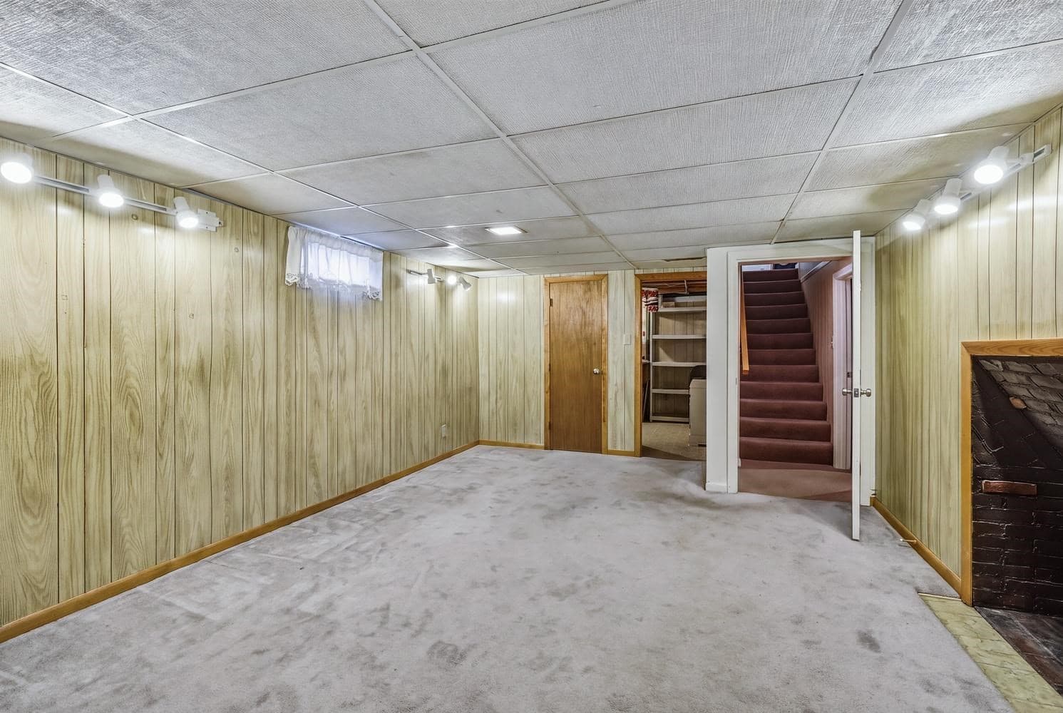 Single Family Residence at 15 Somerset St, East Longmeadow MA 01028, East Longmeadow, photo 34 of 39