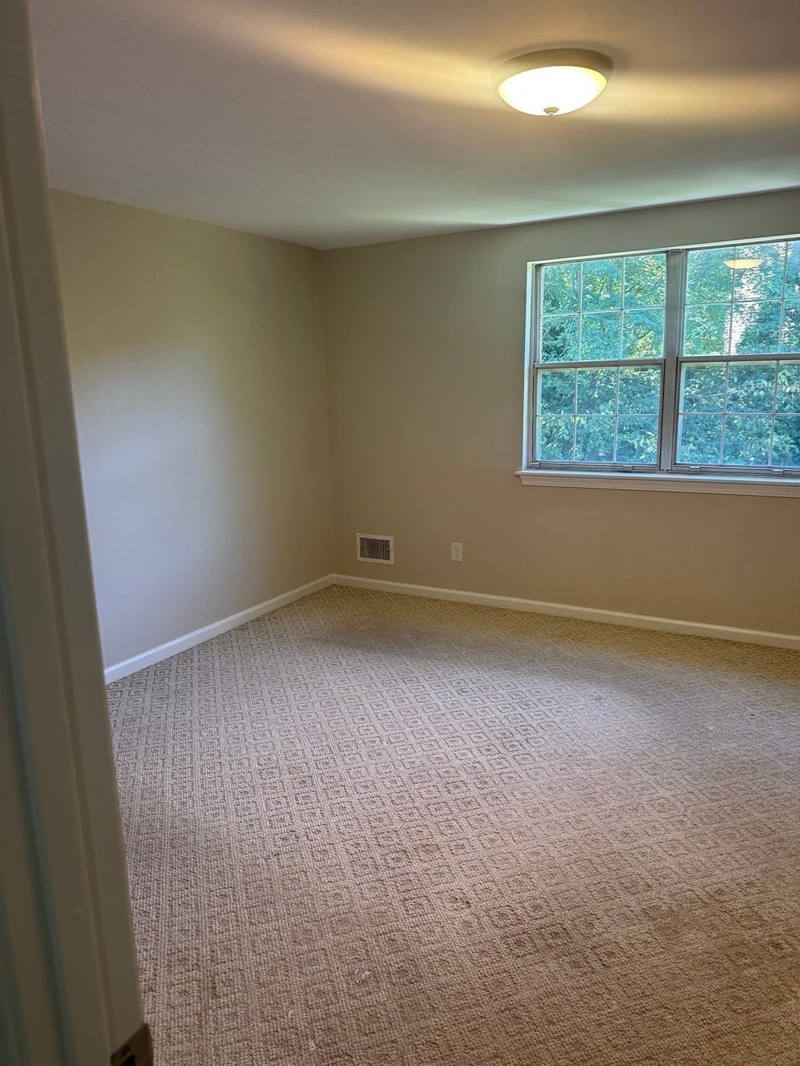 Condominium at 71 Florence St # 71, Hudson MA 01749, Hudson, photo 21 of 32
