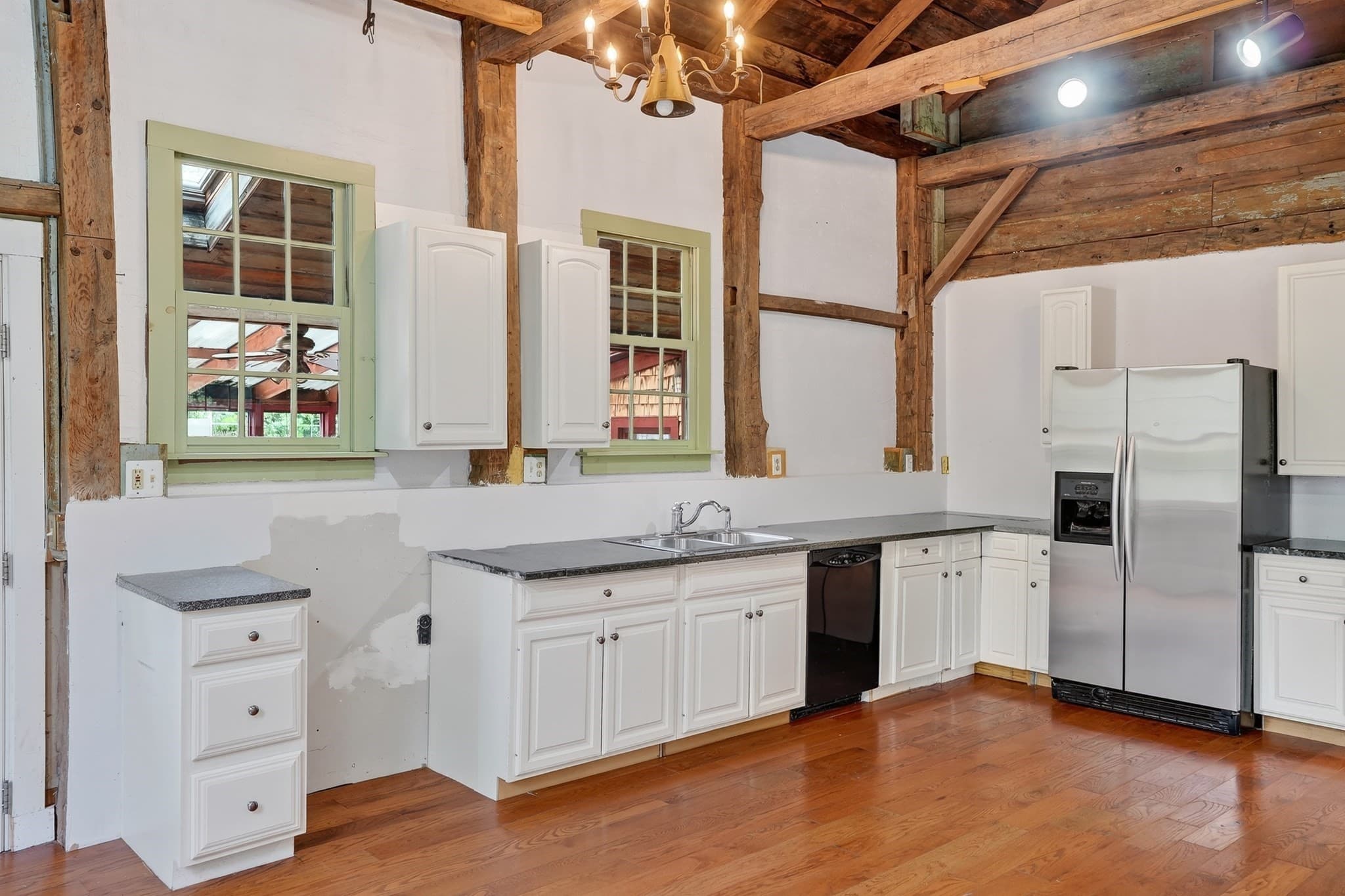 Single Family Residence at 32 Norton Orchard Rd, Edgartown MA 02539, Edgartown, photo 11 of 35