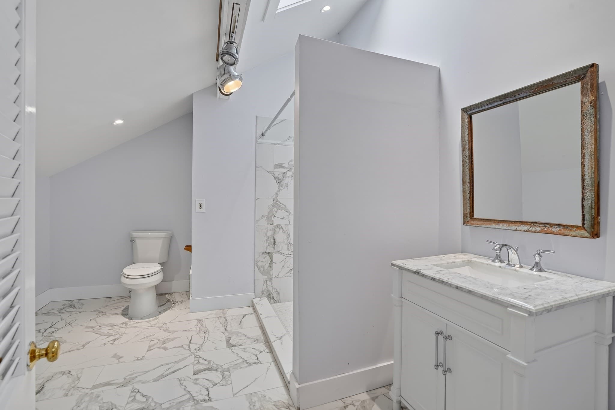 Single Family Residence at 32 Norton Orchard Rd, Edgartown MA 02539, Edgartown, photo 25 of 35