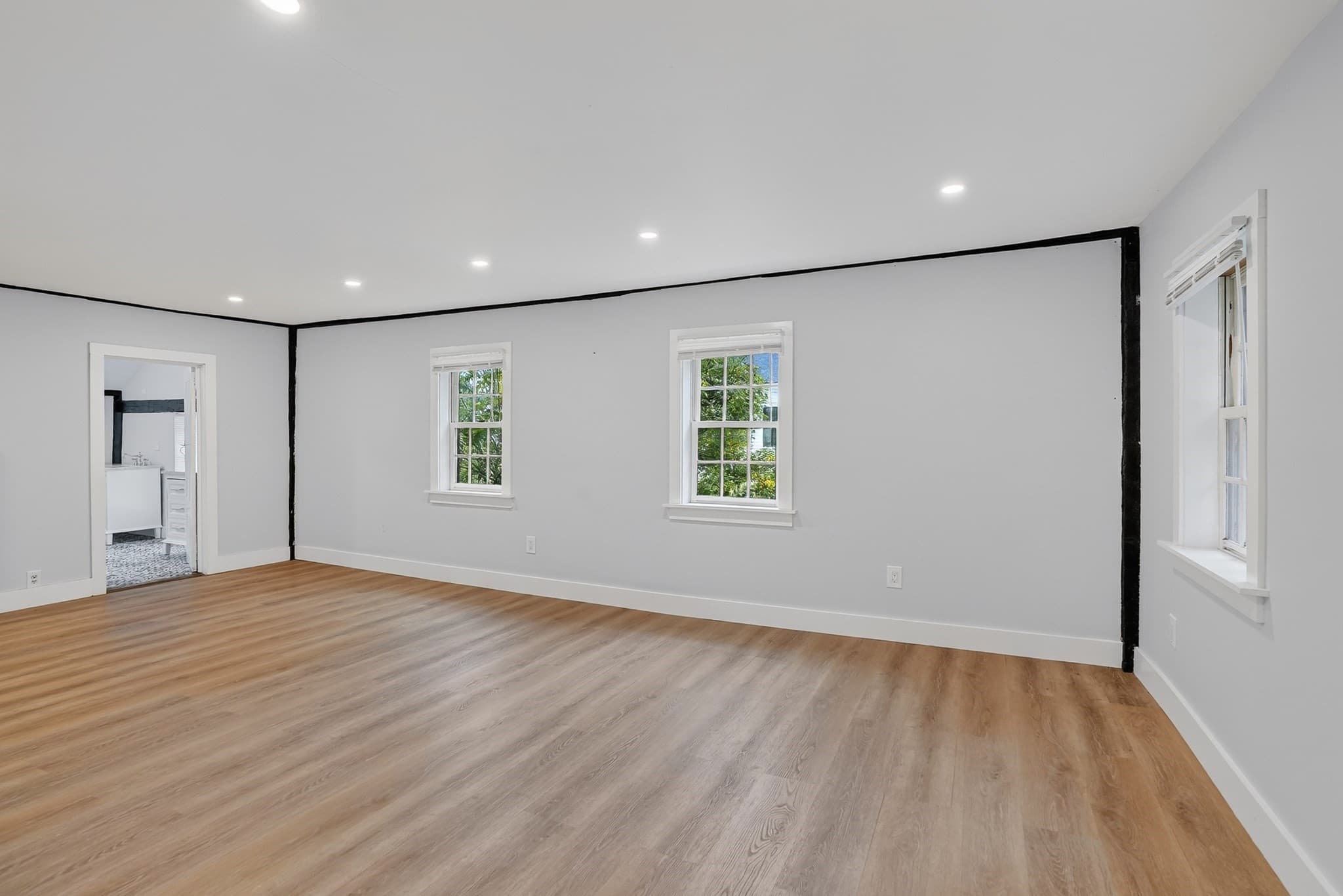 Single Family Residence at 32 Norton Orchard Rd, Edgartown MA 02539, Edgartown, photo 21 of 35