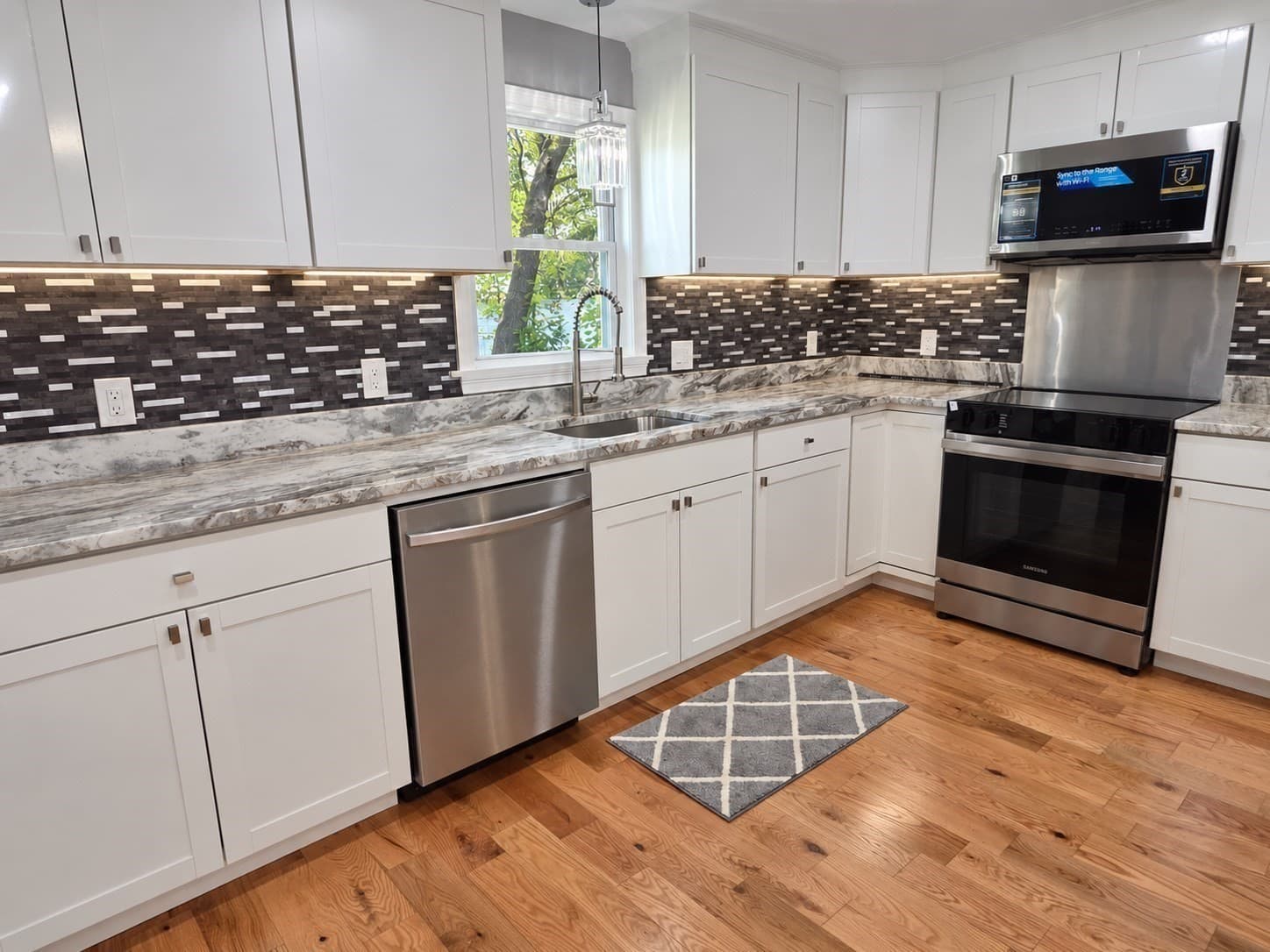 Single Family Residence at 161 11th-Eleventh, Leominster MA 01453, Leominster, photo 6 of 34