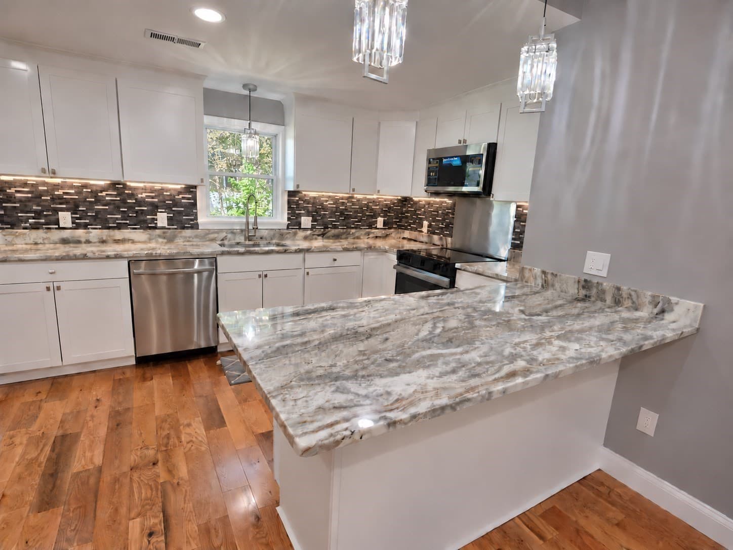 Single Family Residence at 161 11th-Eleventh, Leominster MA 01453, Leominster, photo 4 of 34