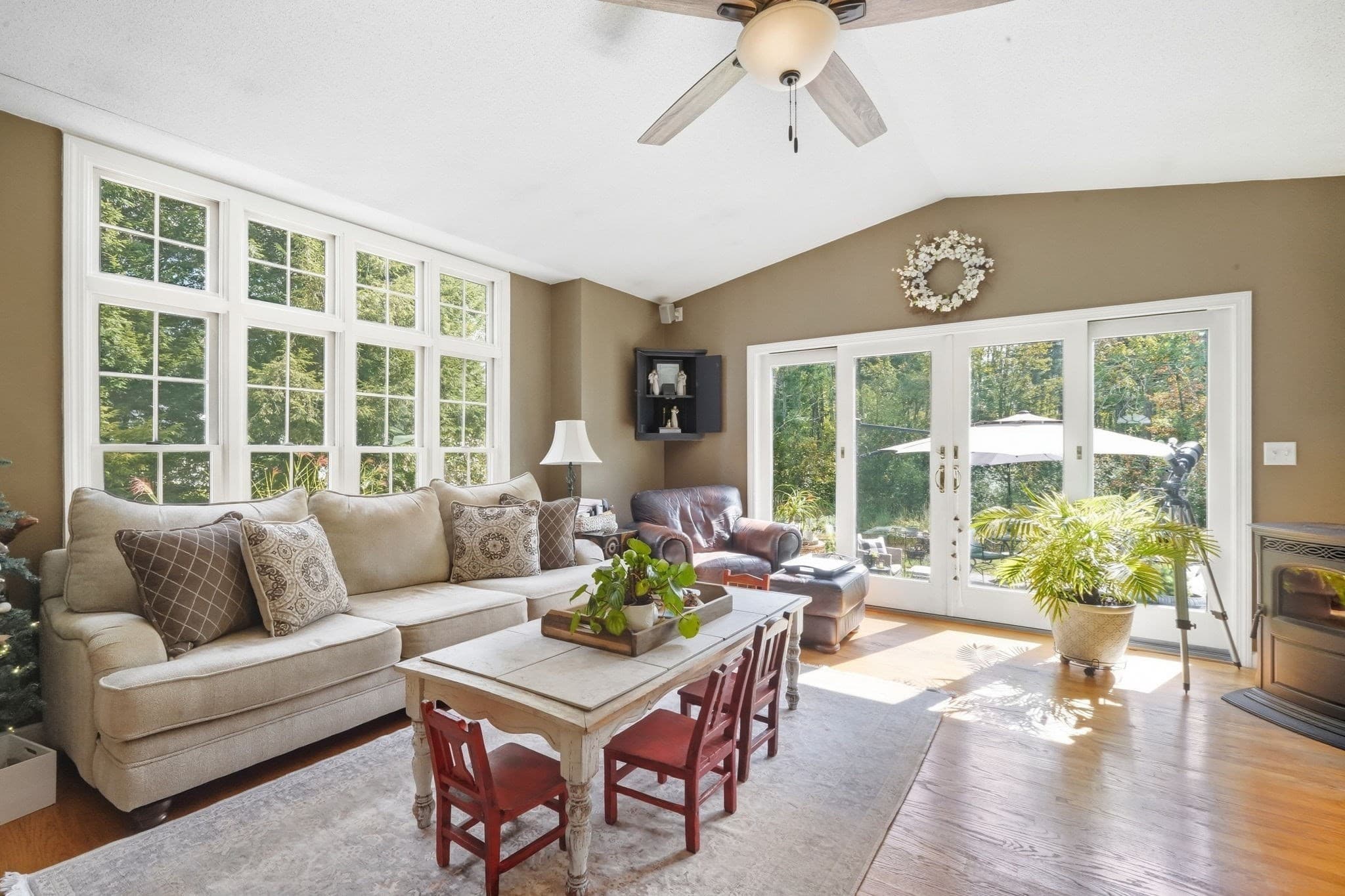 Single Family Residence at 36 Decorie Dr, Wilbraham MA 01095, Wilbraham, photo 12 of 41