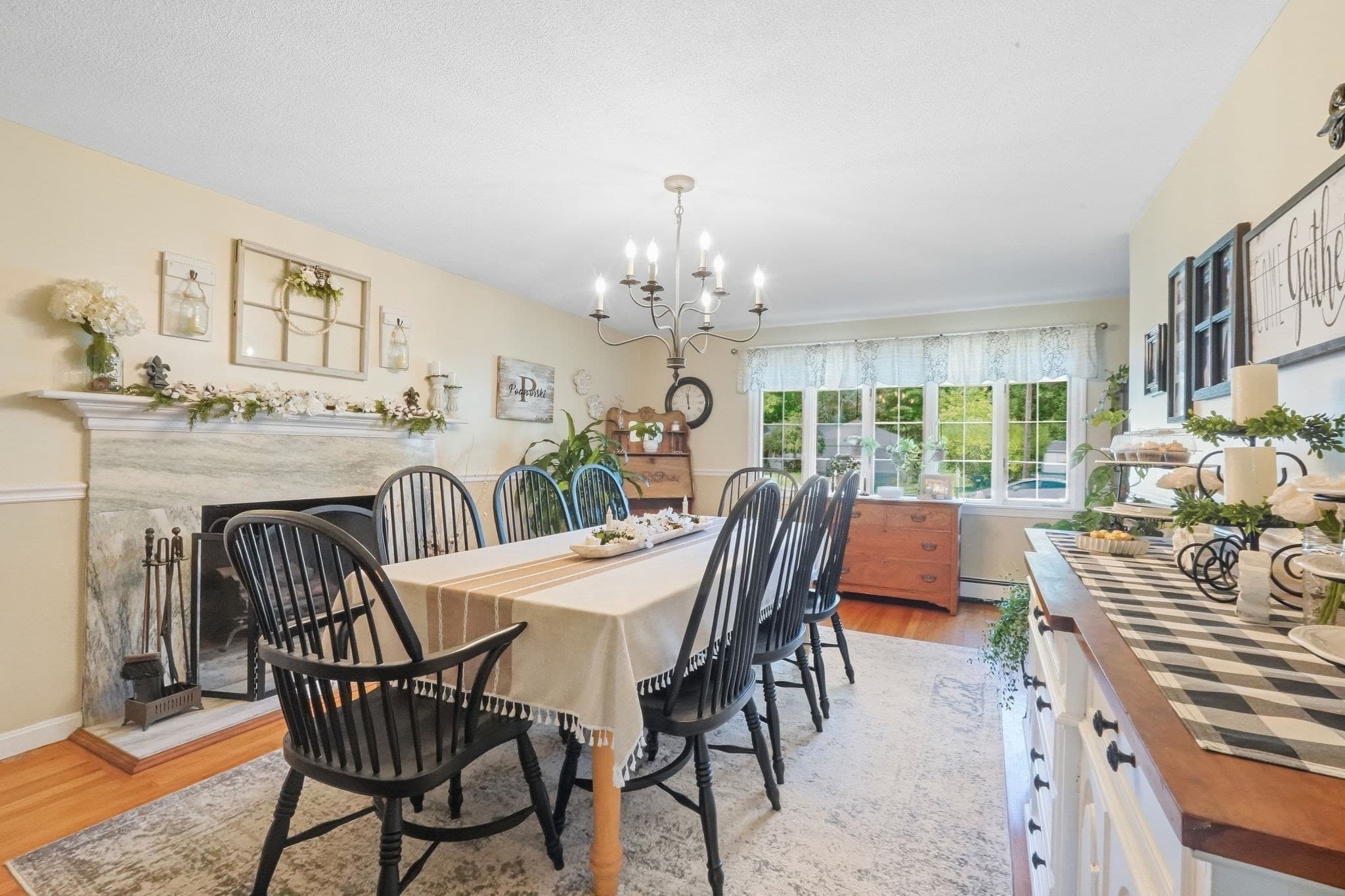 Single Family Residence at 36 Decorie Dr, Wilbraham MA 01095, Wilbraham, photo 5 of 41
