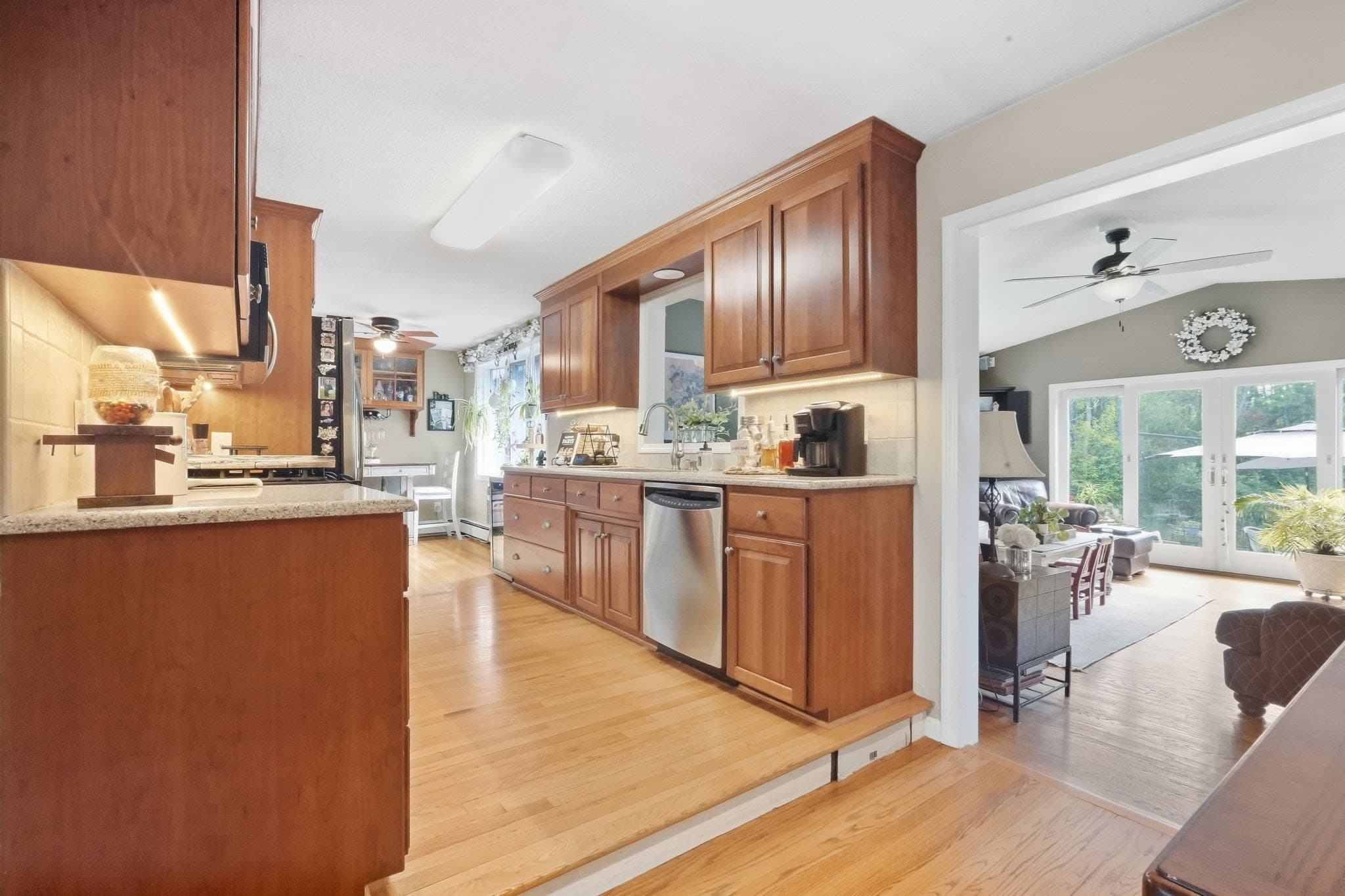 Single Family Residence at 36 Decorie Dr, Wilbraham MA 01095, Wilbraham, photo 9 of 41