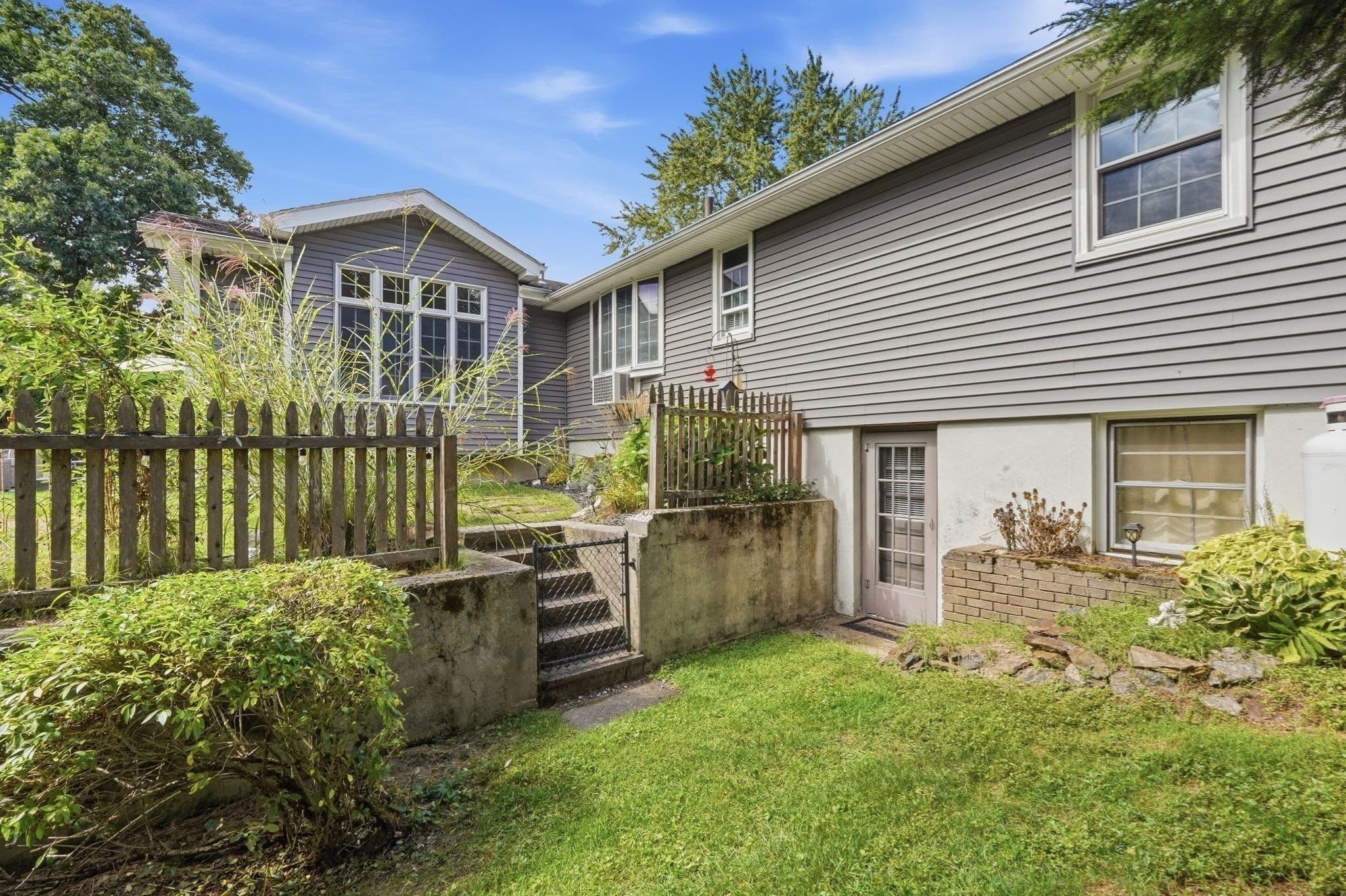 Single Family Residence at 36 Decorie Dr, Wilbraham MA 01095, Wilbraham, photo 40 of 41