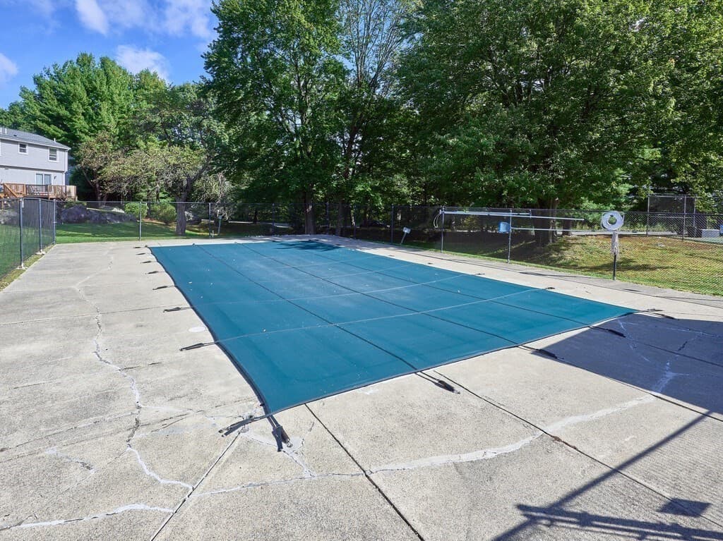Condominium at 270 Sunderland Rd # 40, Worcester MA 01604, Worcester, photo 26 of 28