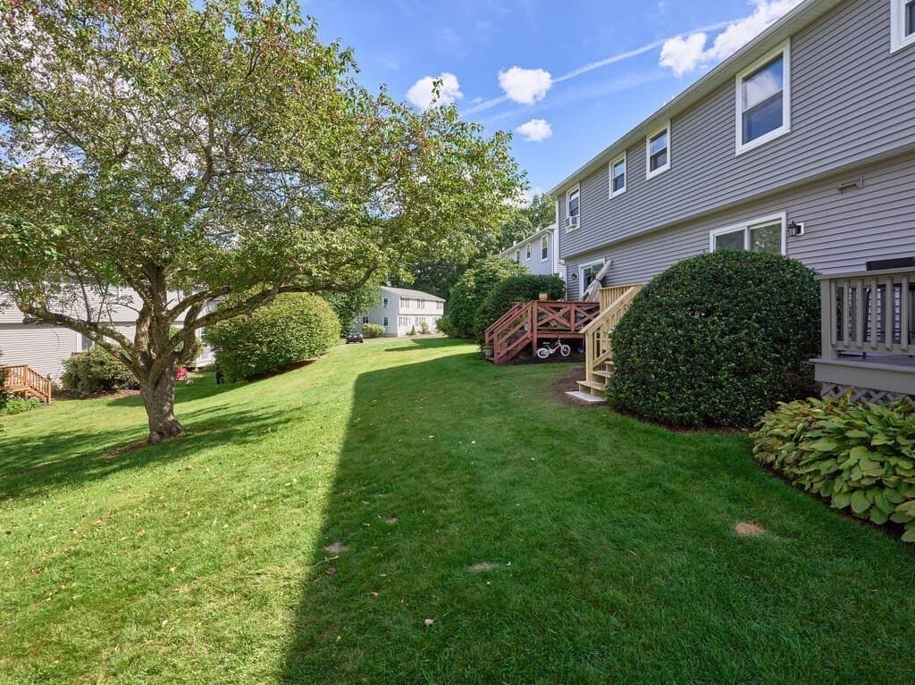 Condominium at 270 Sunderland Rd # 40, Worcester MA 01604, Worcester, photo 25 of 28