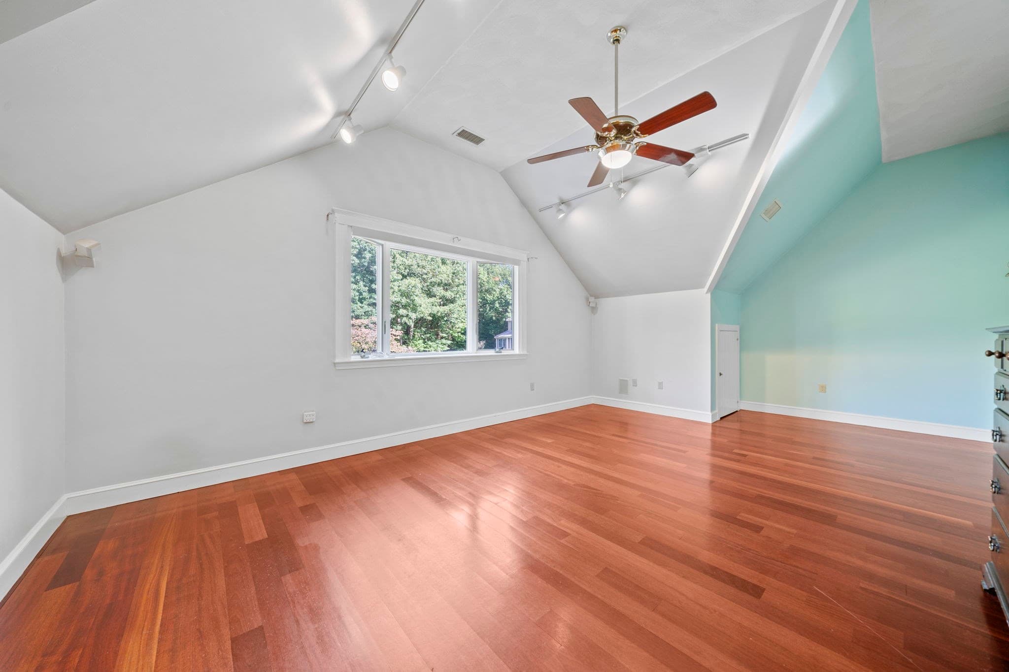 Single Family Residence at 10 Cottonwood Court, Hanson MA 02341, Hanson, photo 14 of 42