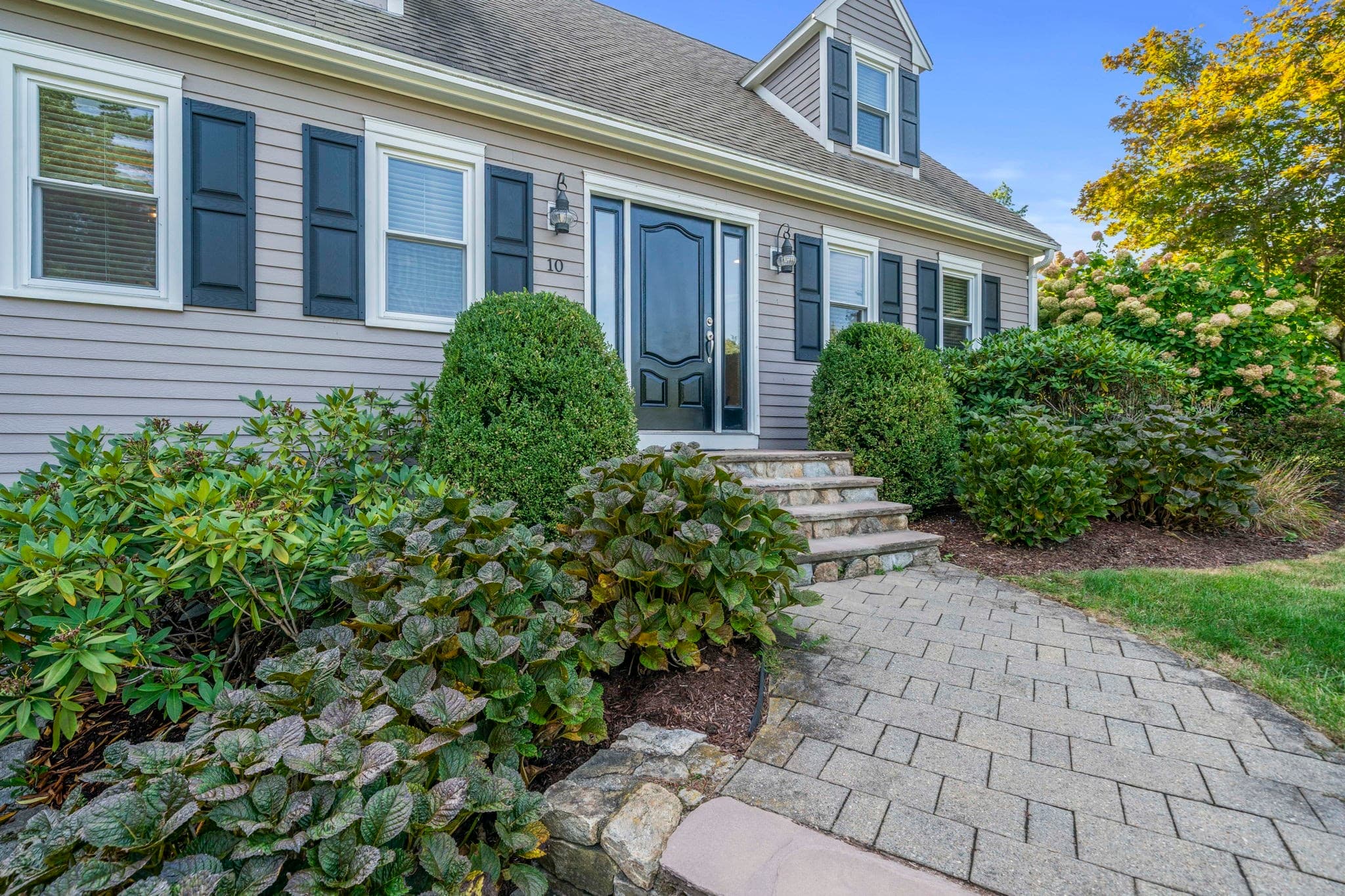 Single Family Residence at 10 Cottonwood Court, Hanson MA 02341, Hanson, photo 4 of 42