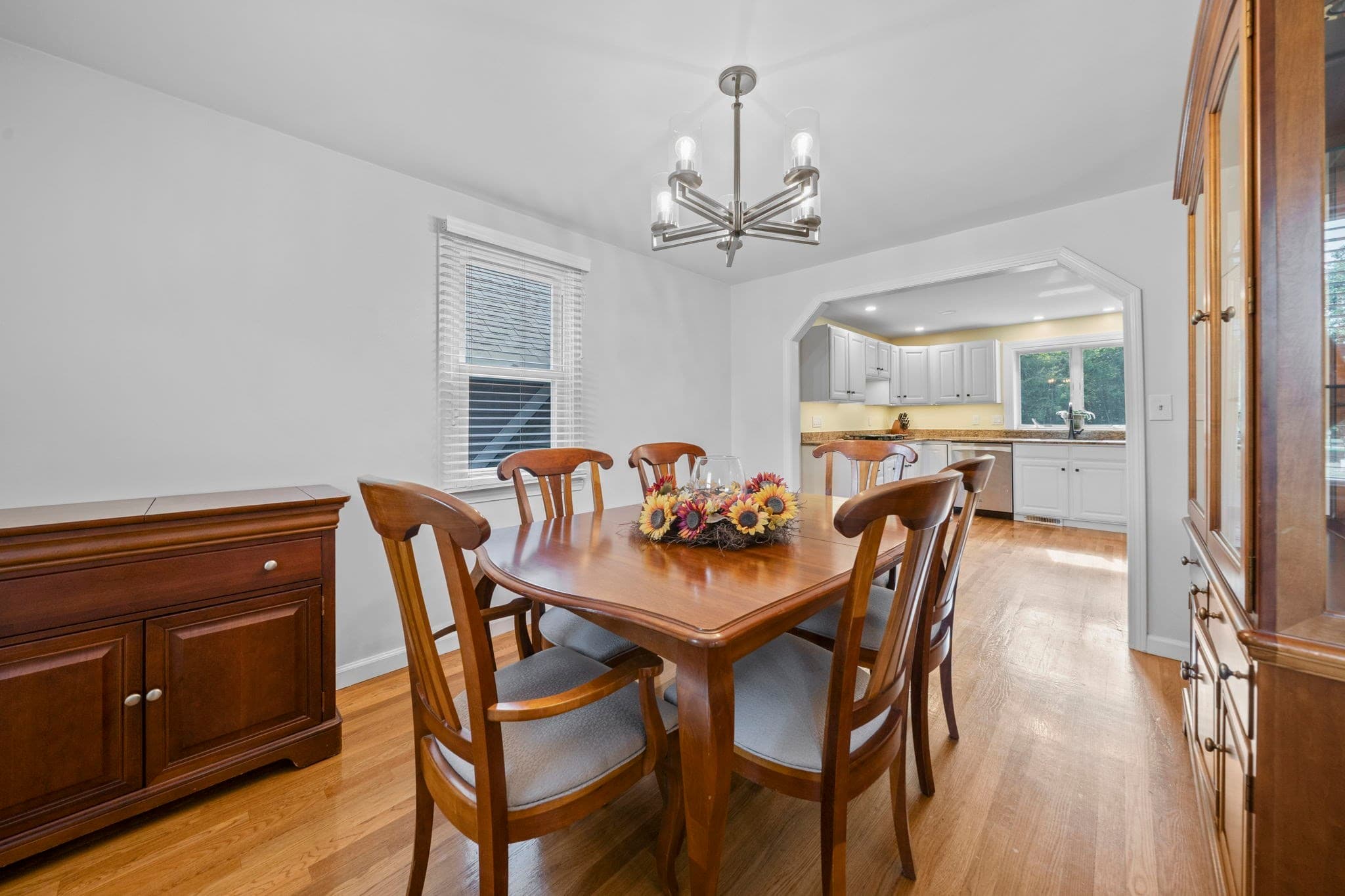 Single Family Residence at 10 Cottonwood Court, Hanson MA 02341, Hanson, photo 8 of 42