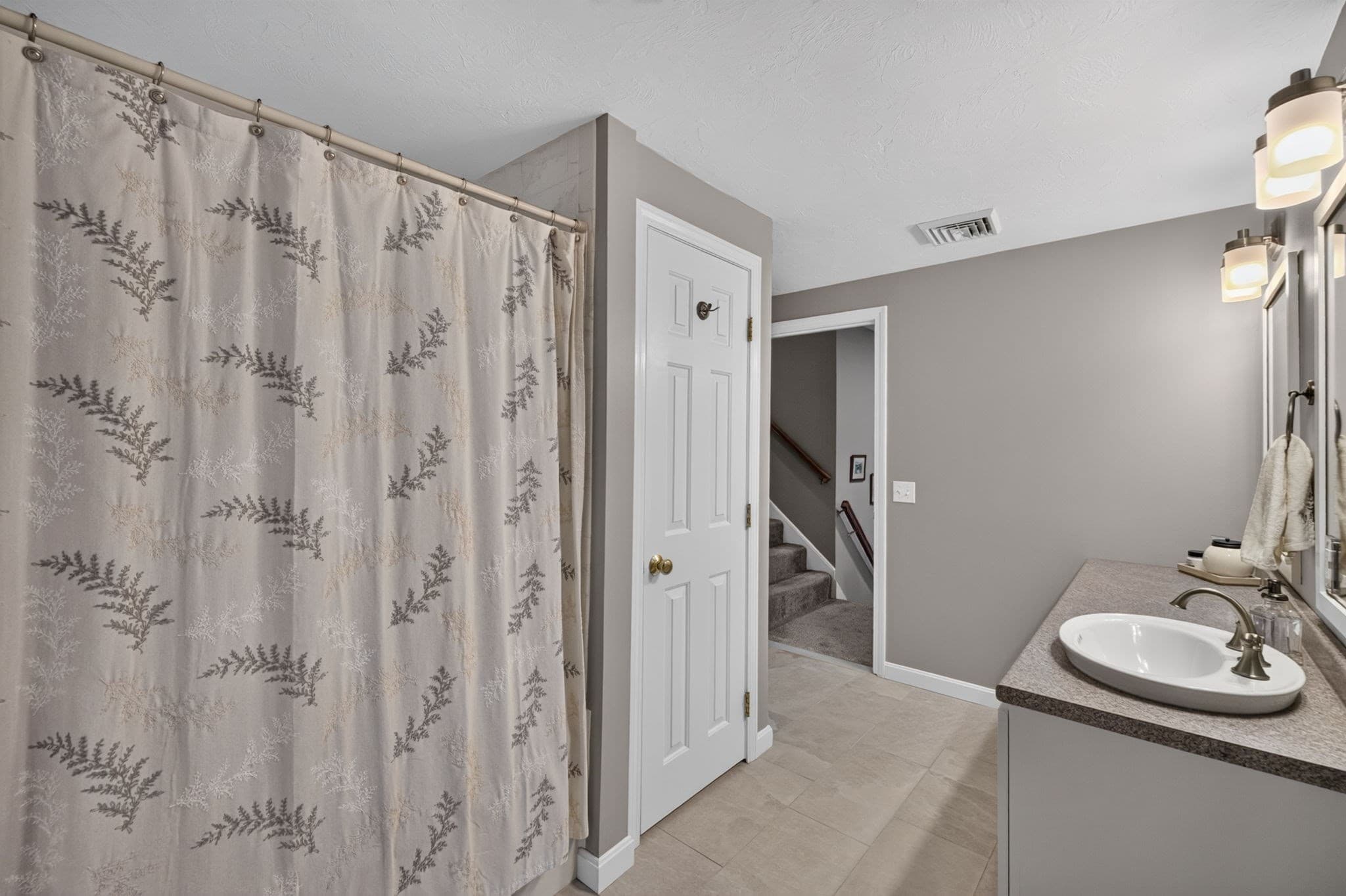 Single Family Residence at 8 Monahan Lane, Mansfield MA 02048, Mansfield, photo 23 of 31