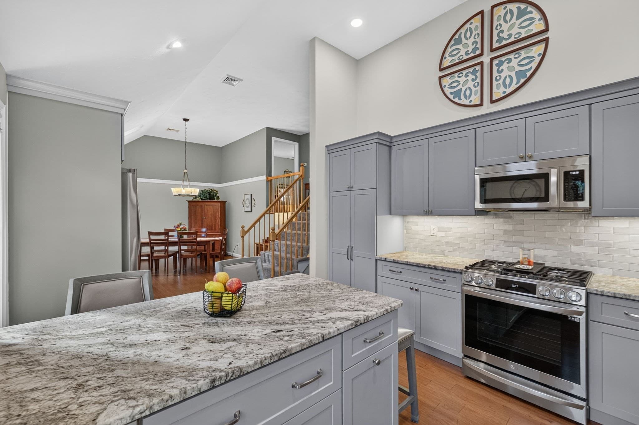 Single Family Residence at 8 Monahan Lane, Mansfield MA 02048, Mansfield, photo 6 of 31